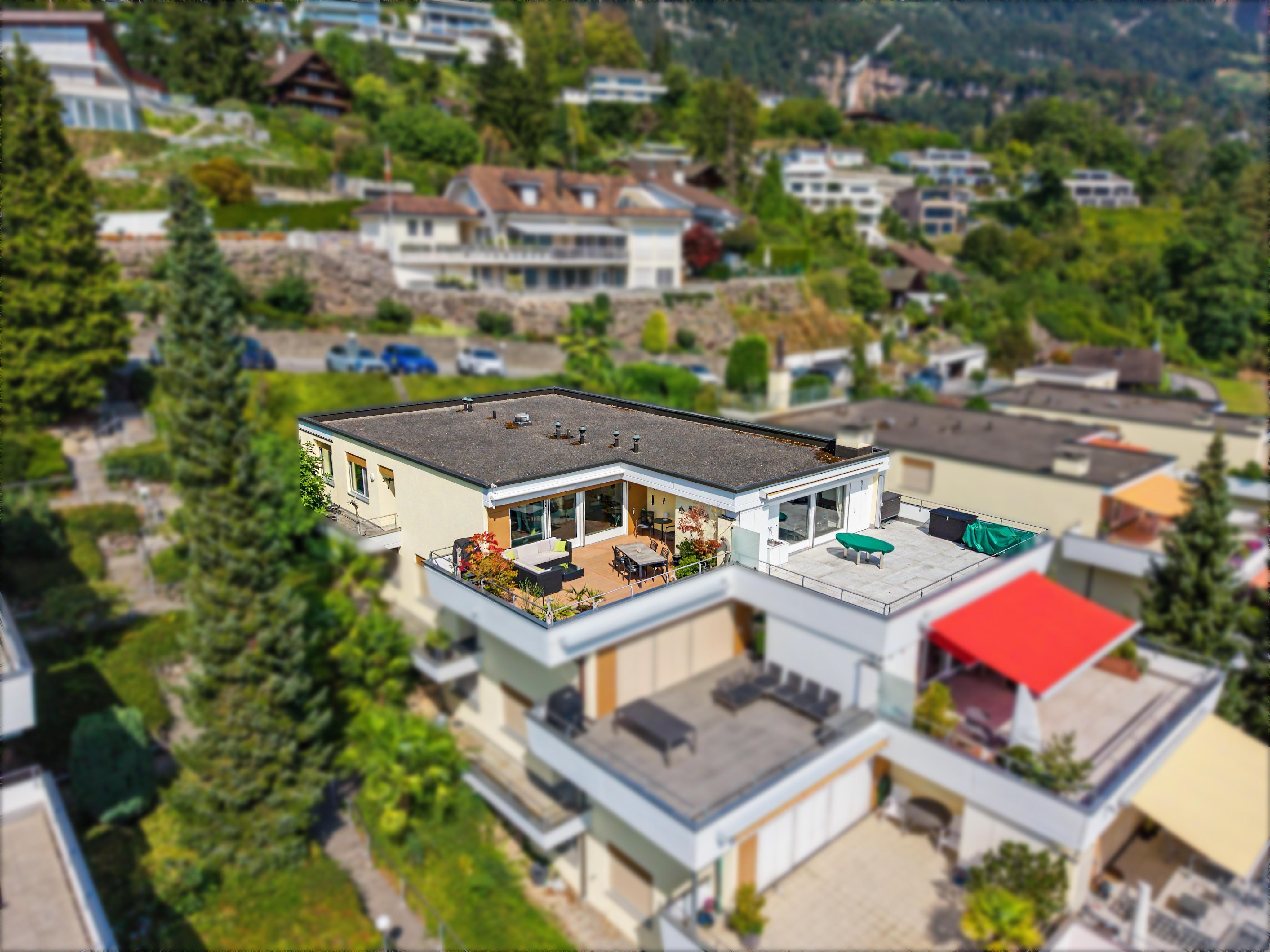 Terrassenwohnung mit traumhaftem Blick auf Vierwaldstättersee & Berge