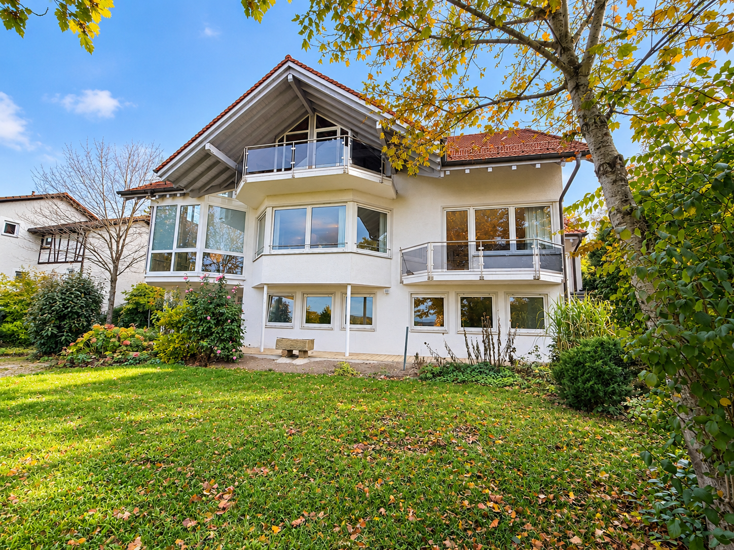Großzügiges Einfamilienhaus mit Charakter und vielseitigem Potenzial!