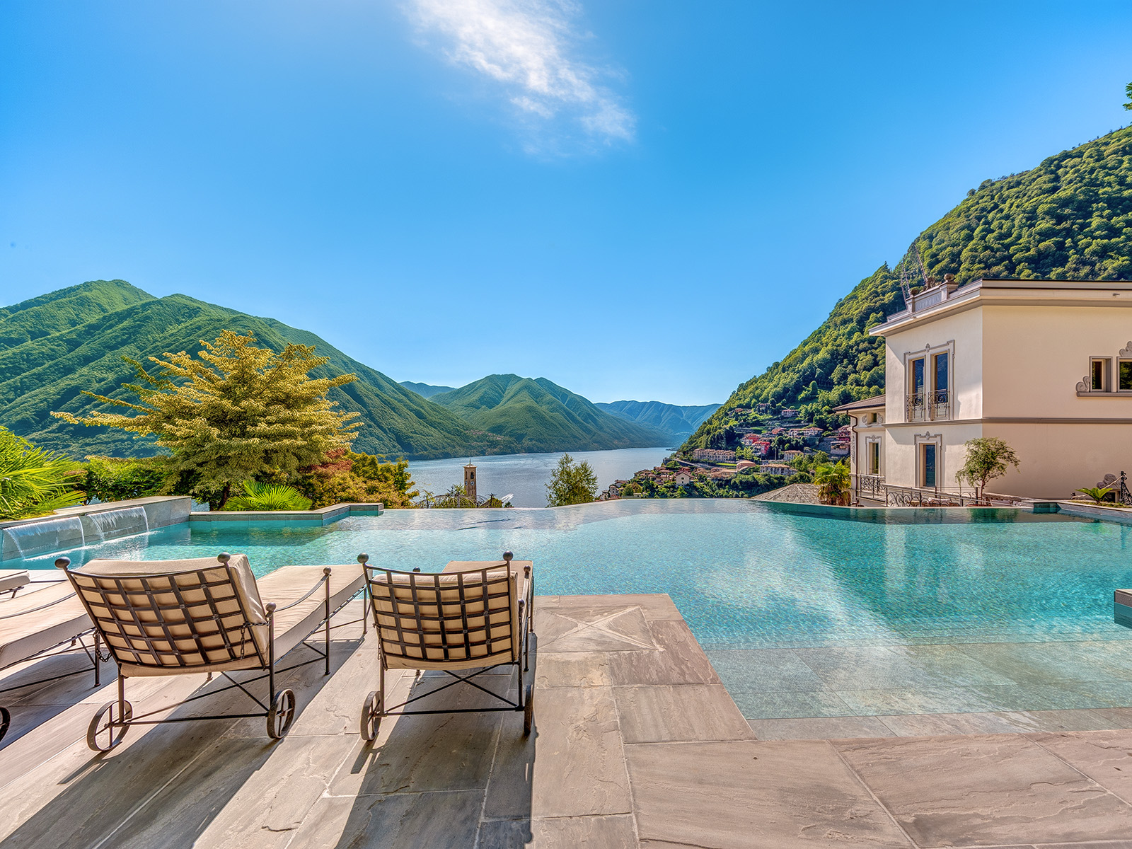 Timeless Art Deco Estate with Guest Villa, pool and Panoramic Lake Como Views: Argegno