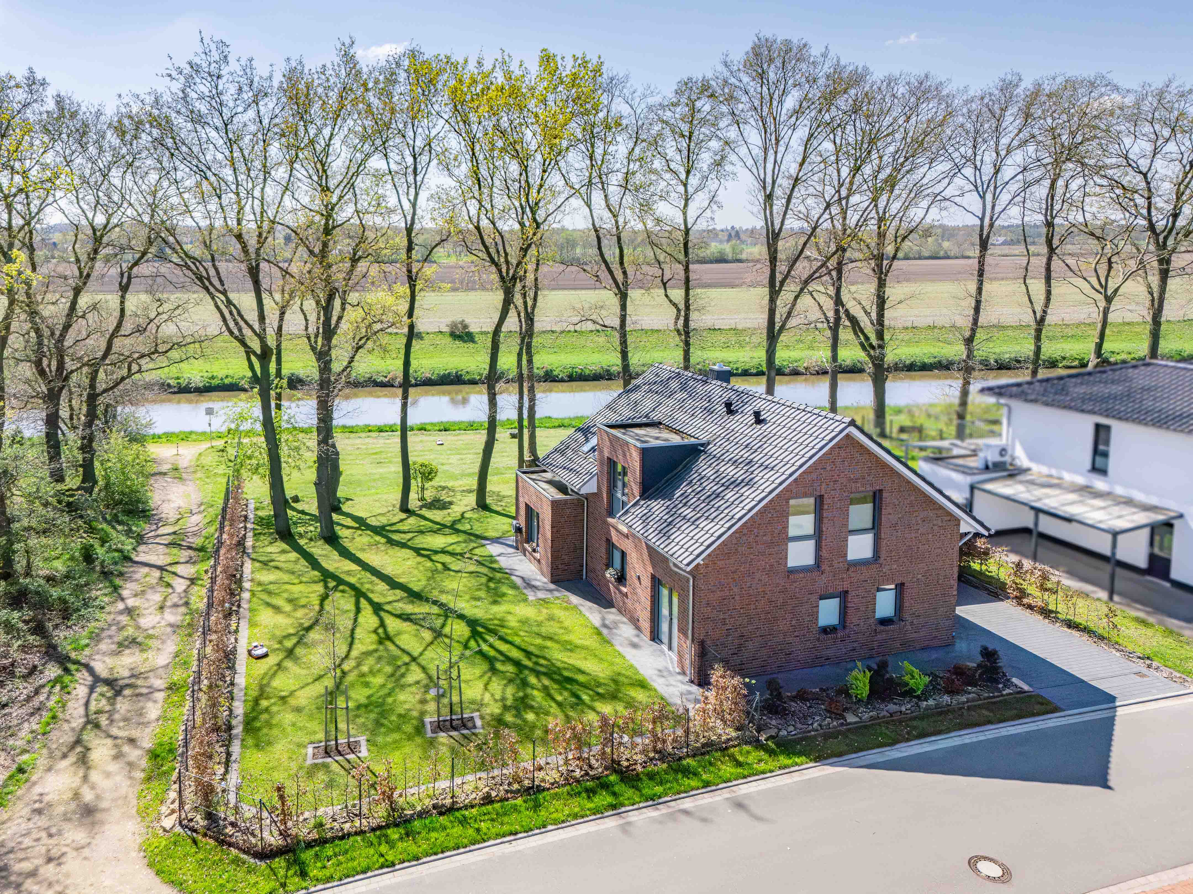 Einfamilienhaus in Top-Lage an der Hase mit großem Grundstück und Weitblick