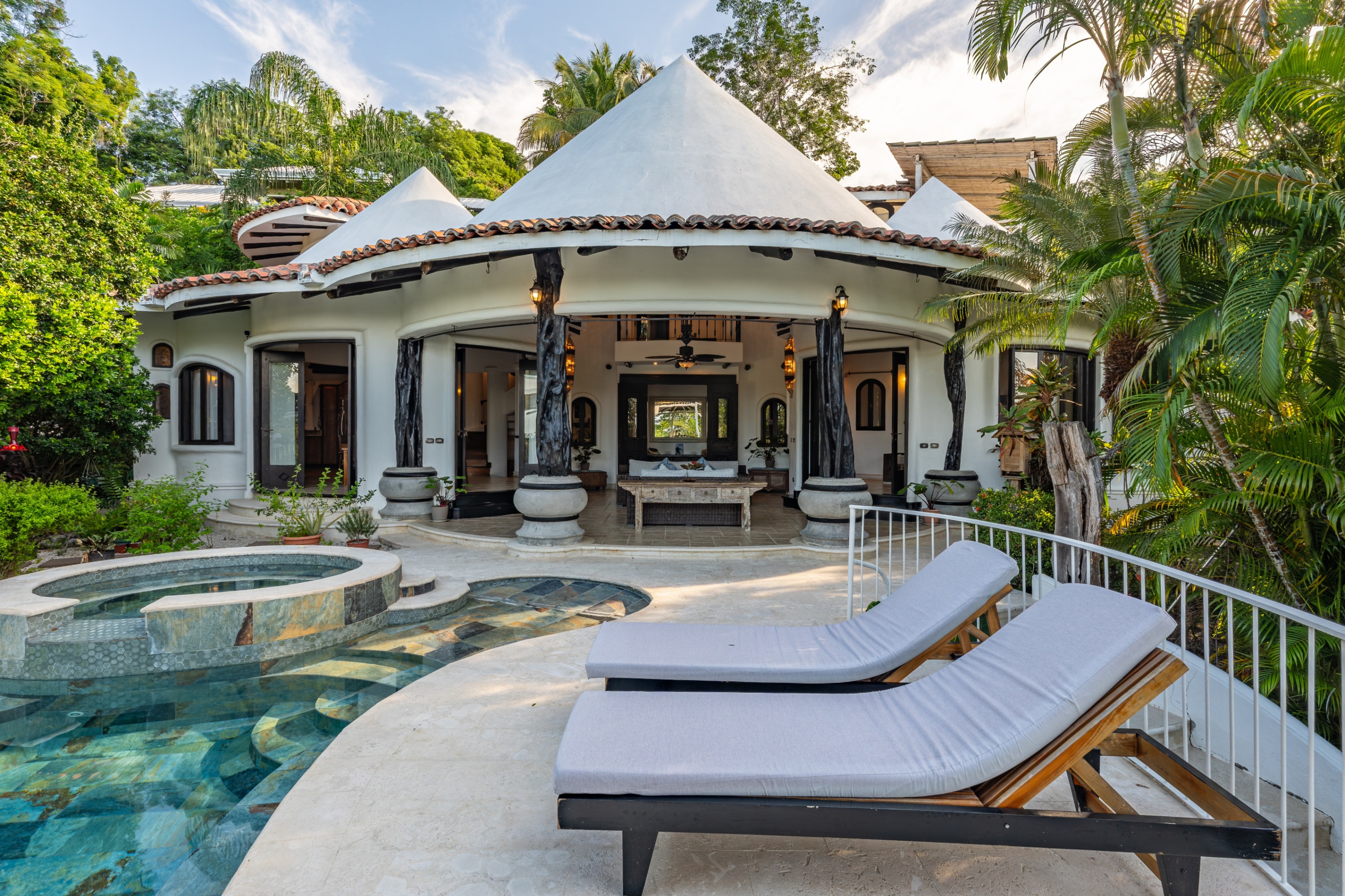 Mediterranean Elegance with Pacific Ocean Views