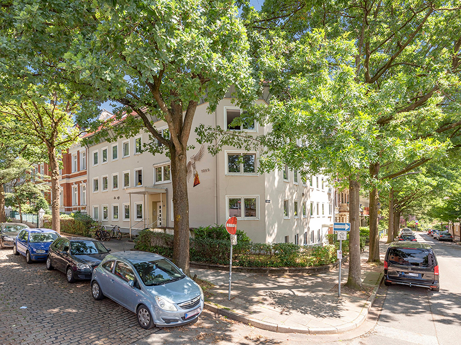 Wohnen über den Dächern der Stadt – großzügige Dachgeschosswohnung mit Balkon und ausgebautem Dachstudio!