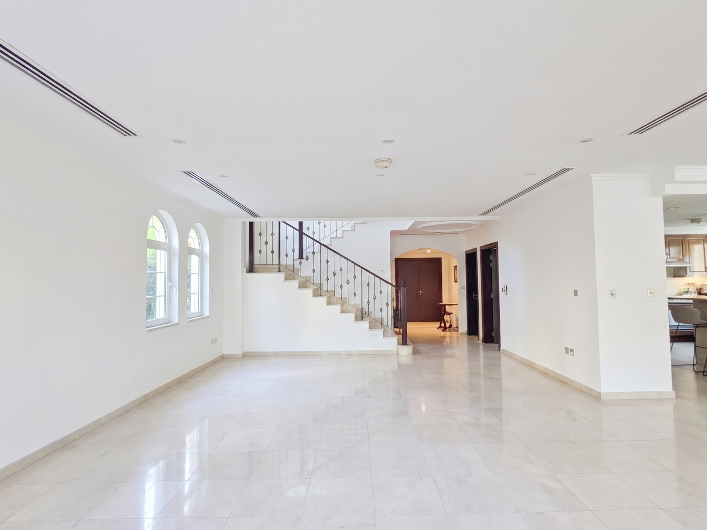 Prime location | Well maintained | Near Park