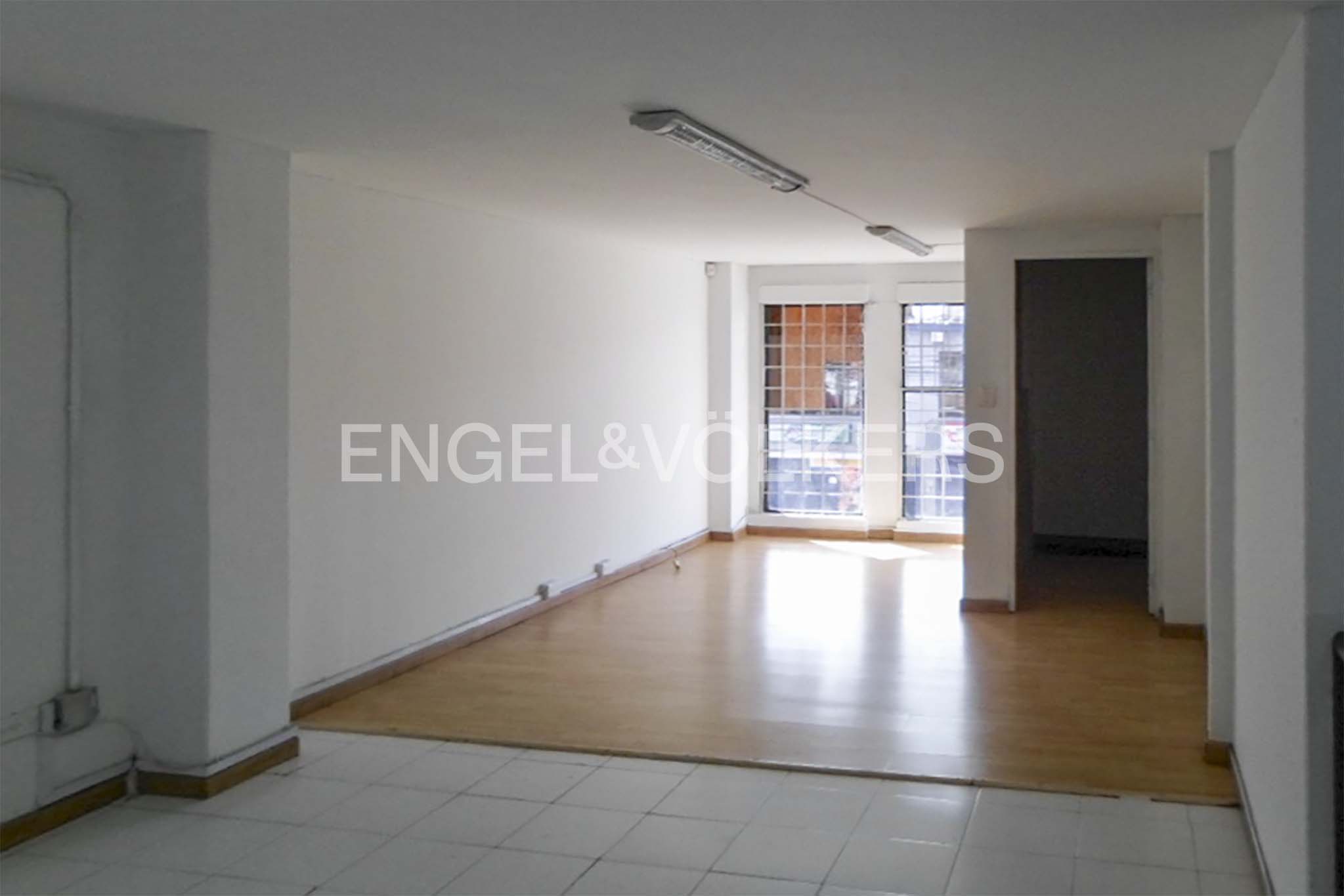 Hermoso local de dos pisos en San Felipe