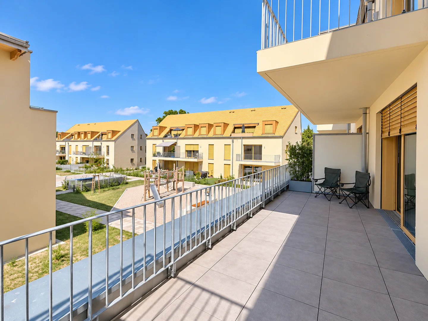 Exklusive Neubauwohnung am Cospudener See: Stilvolles 2-Zimmer-Domizil mit Balkon, Parkett und Tiefgarage - Foto 3
