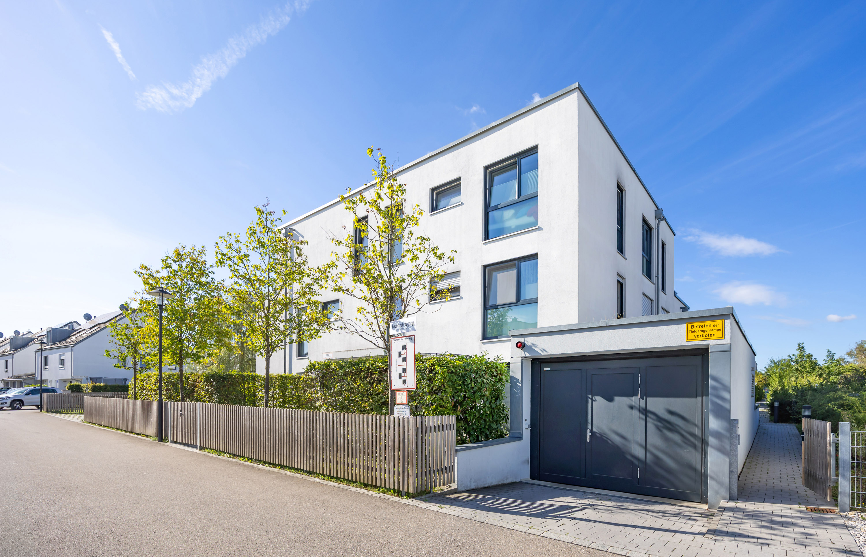 Exklusive 2-Zimmer-Wohnung mit Balkon und Tiefgarage!