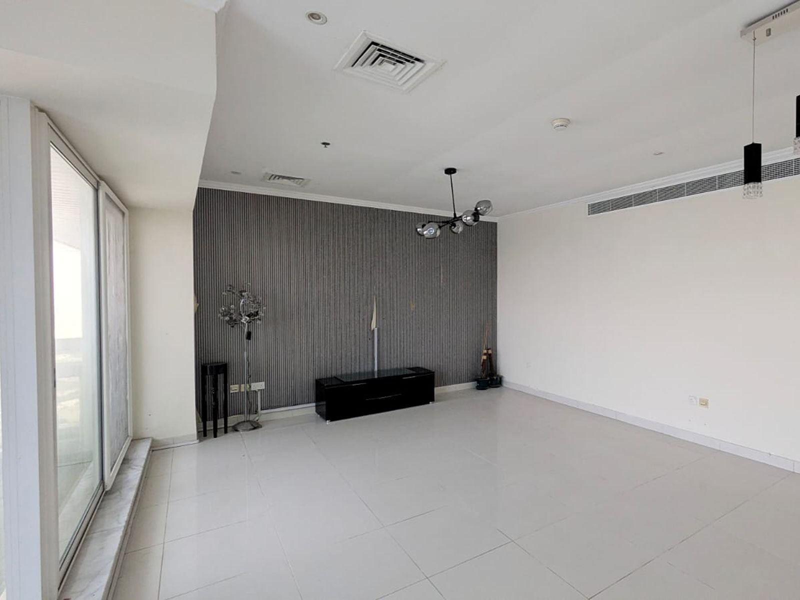 High Floor | Maid Room | Close to Metro