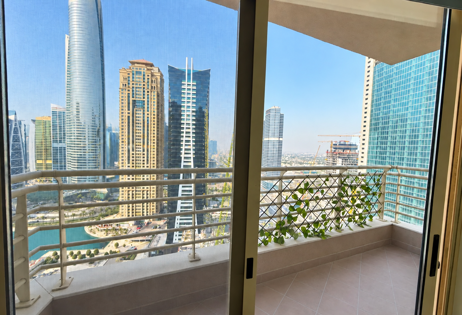 Lake & Skyline Views | High Floor | Spacious