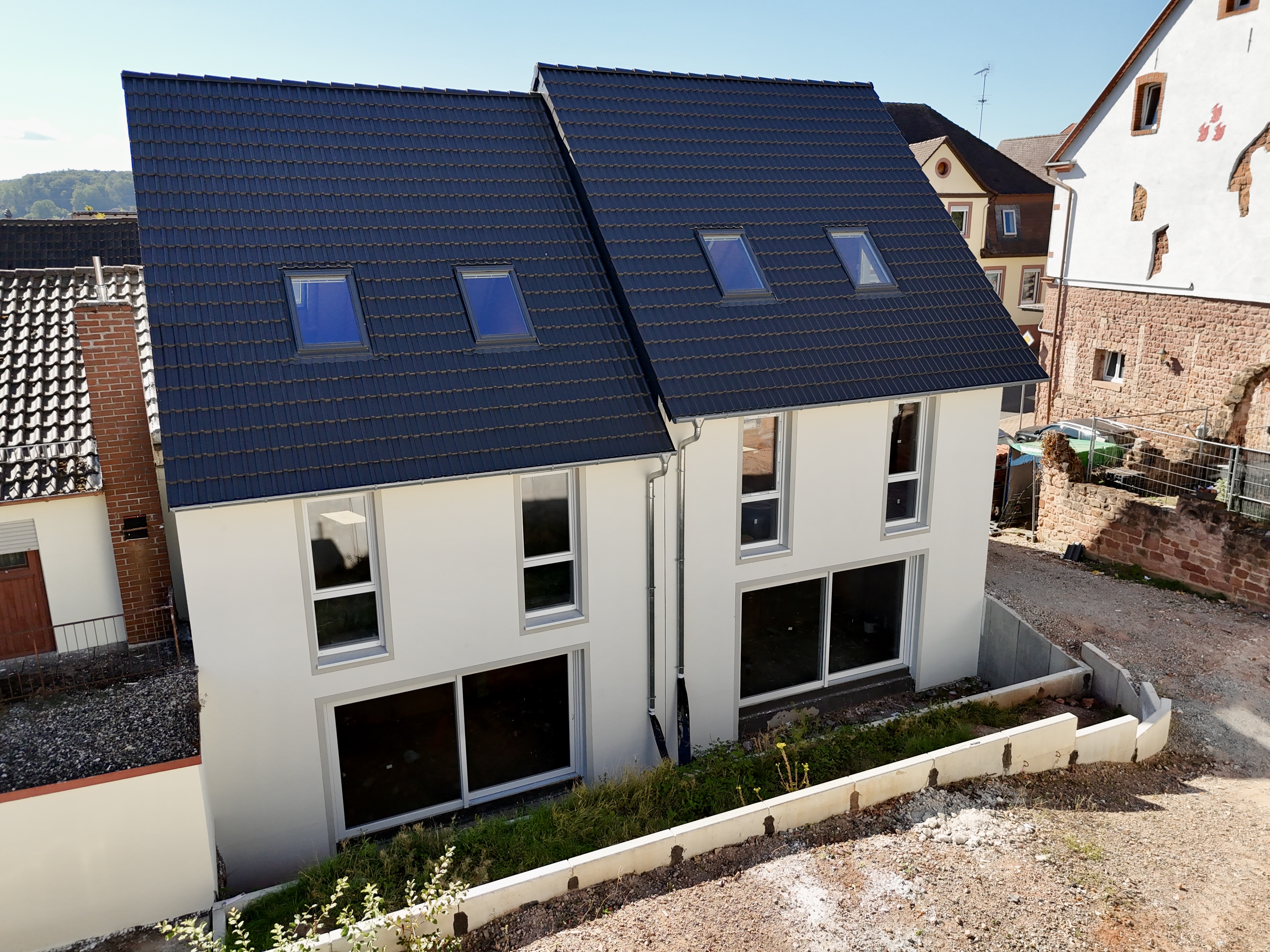 Energieeffiziente Neubau-Doppelhaushälfte mit 6-Zimmern im Rohbauzustand!