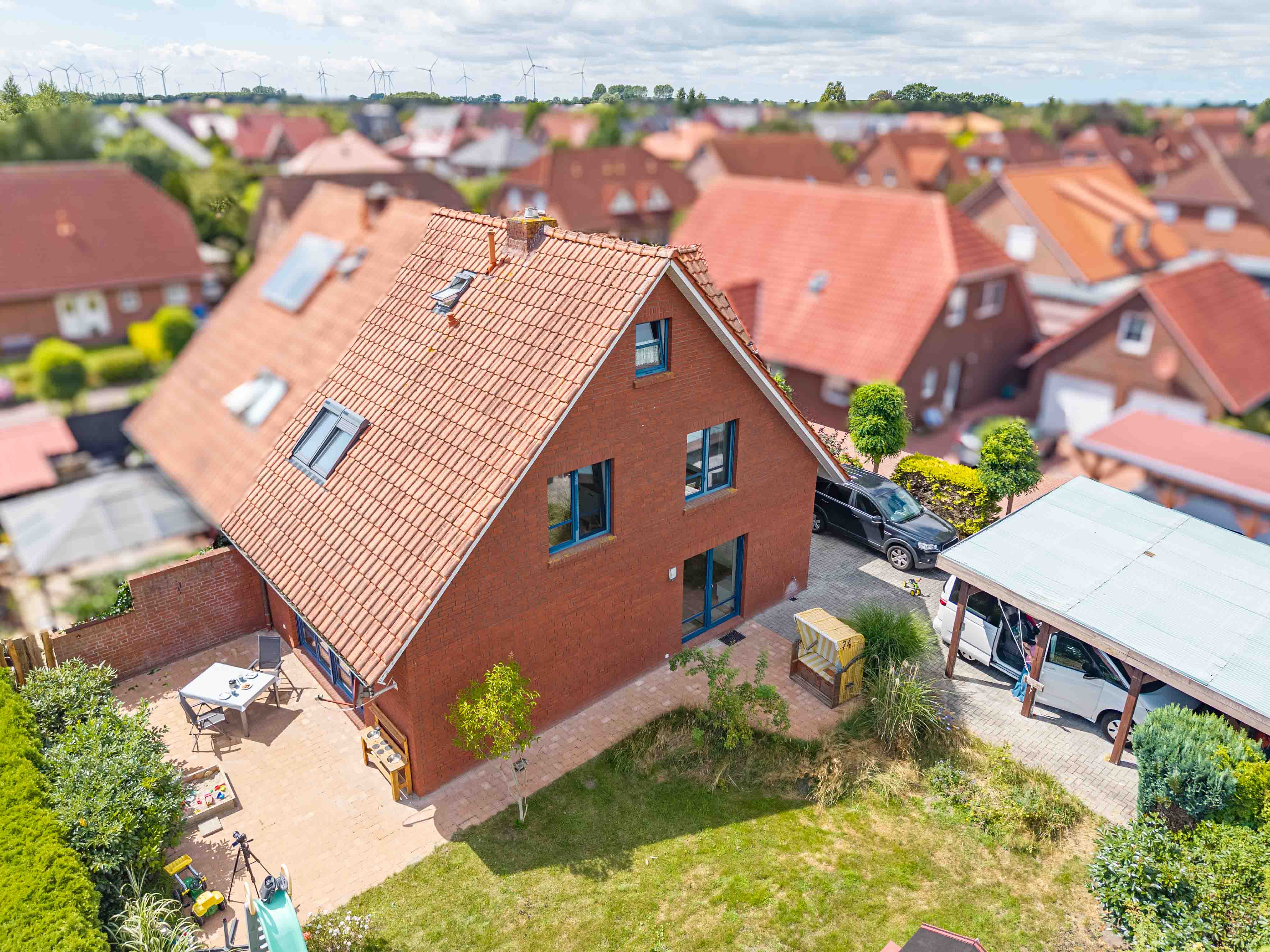 Modernisierte Doppelhaushälfte in familienfreundlicher Wohnlage – Einziehen und wohlfühlen