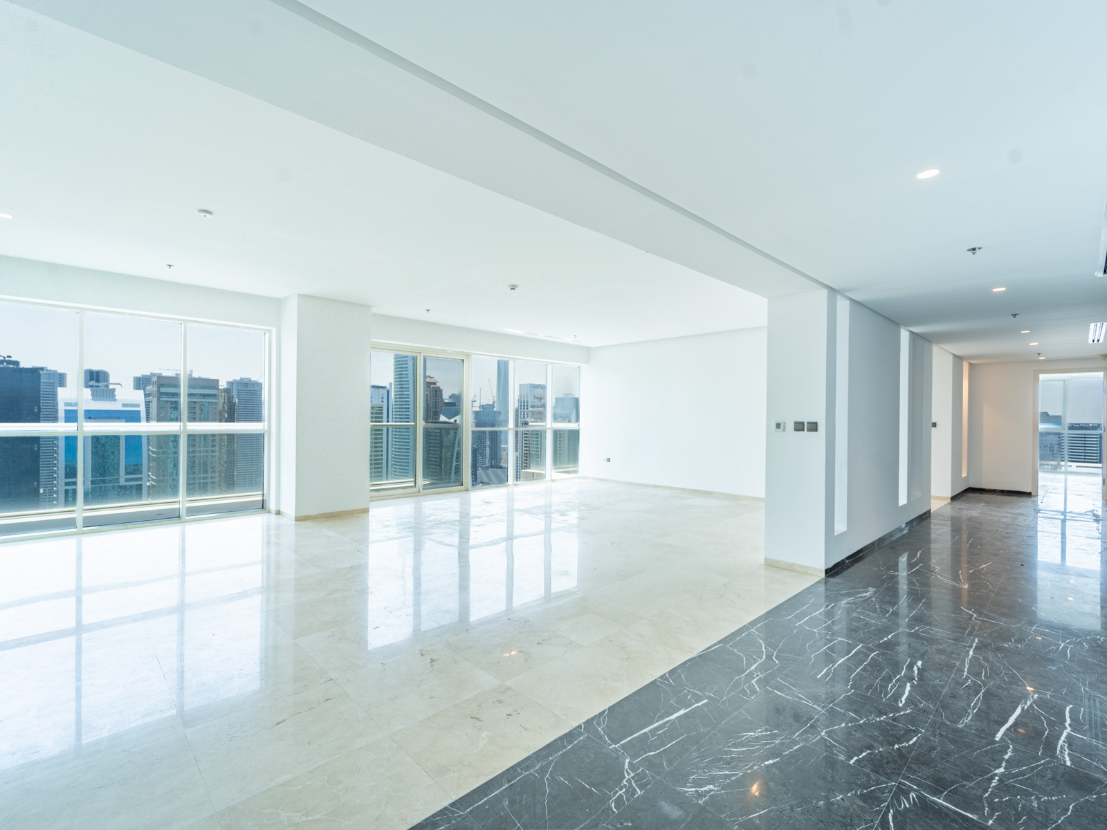Penthouse | Vacant Now | Marina View