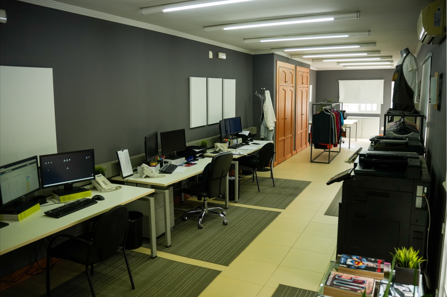 Modern Warehouse Office in Sabinillas