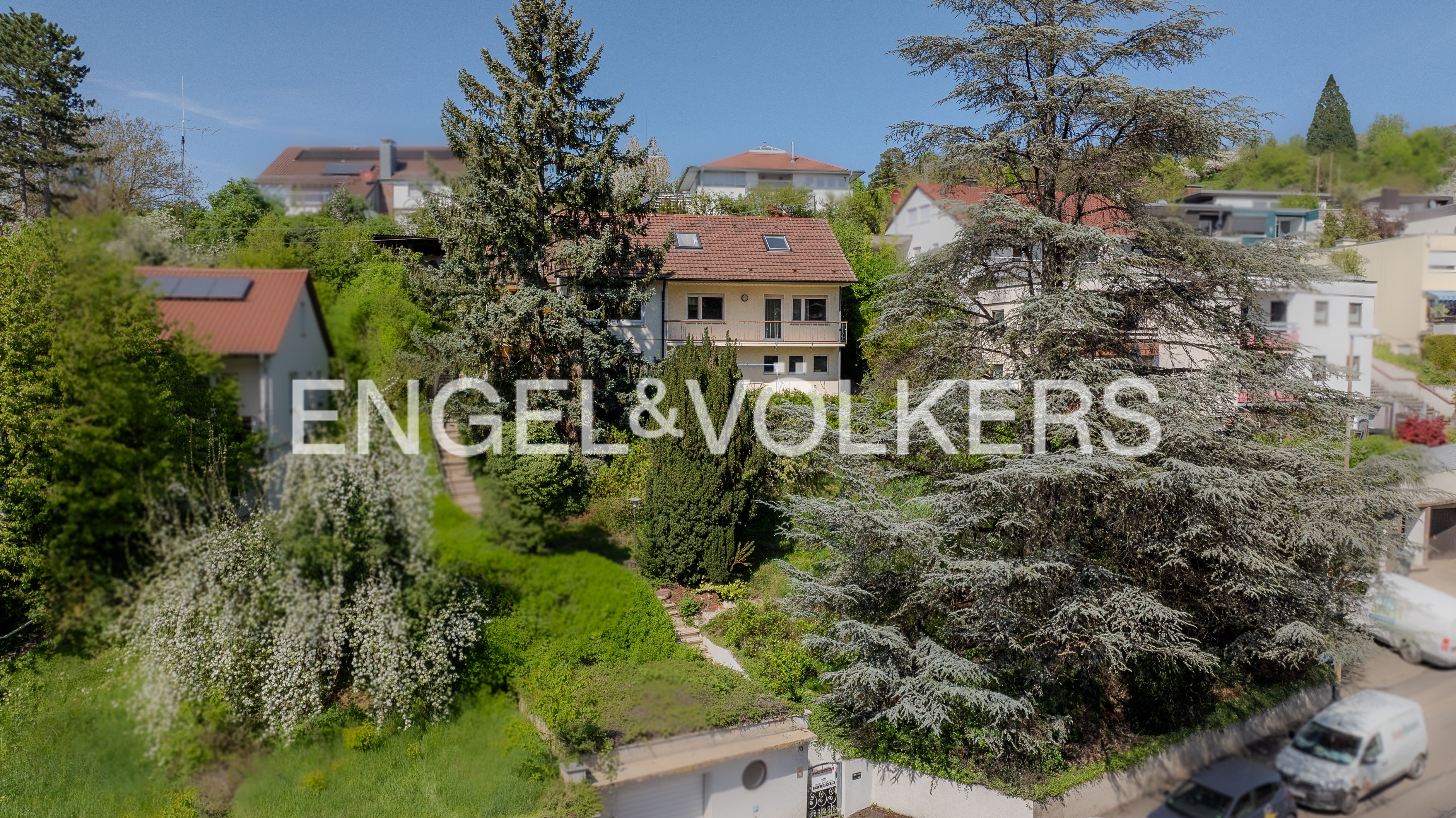 Großzügiges Einfamilienhaus in Aussichtslage