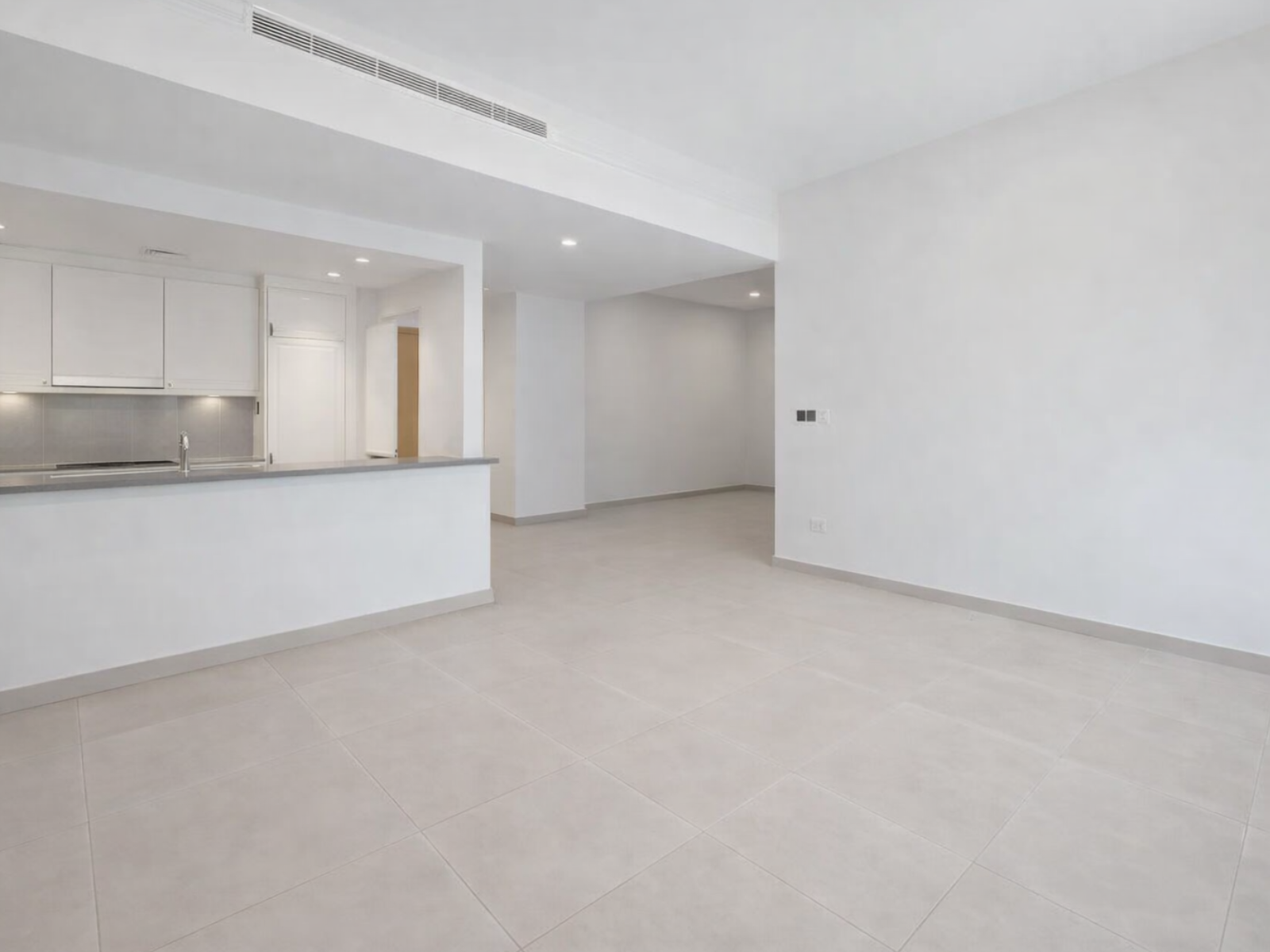 Upgraded | Spacious Layout | Chiller free