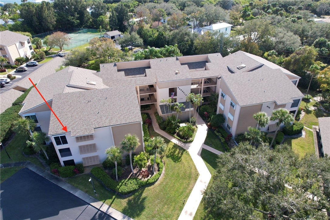 Beautiful end unit condo with water views