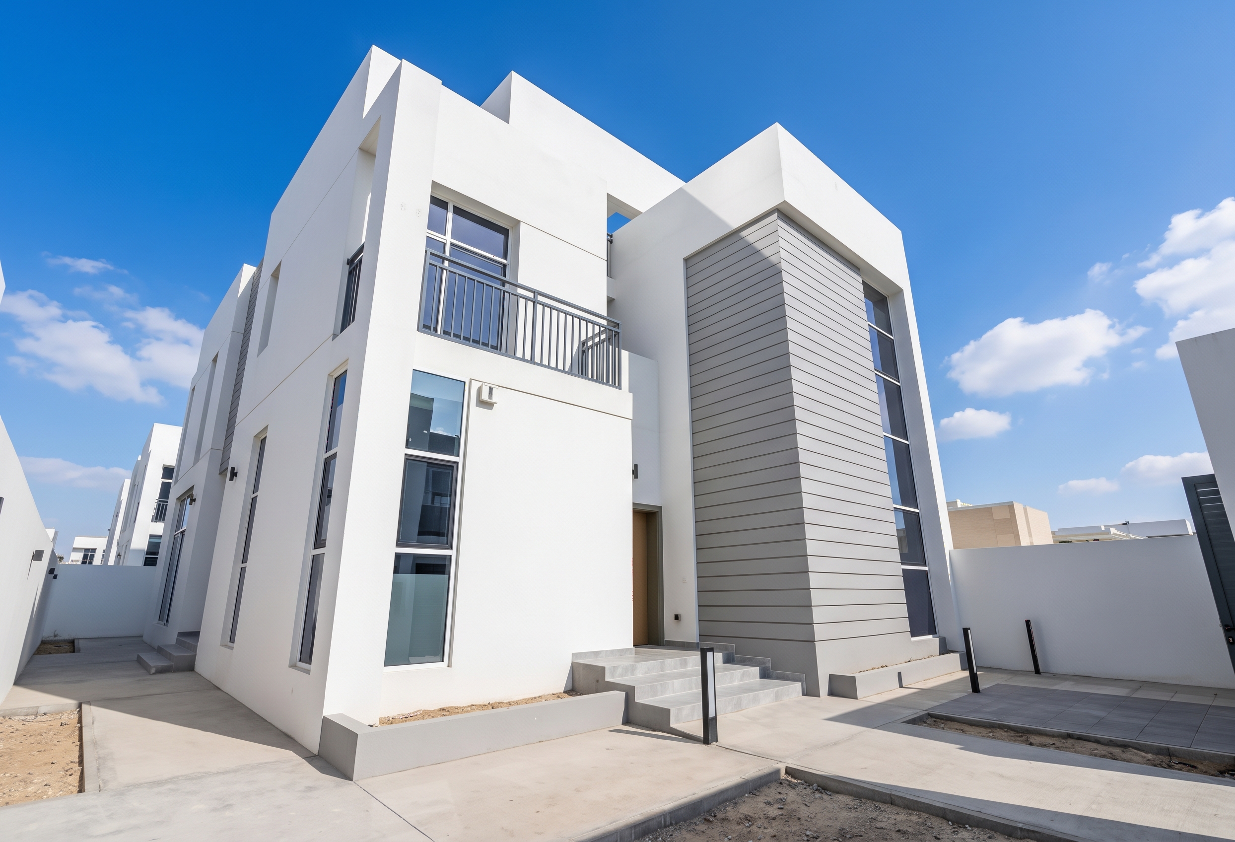 Single Row | Unfurnished | Vacant