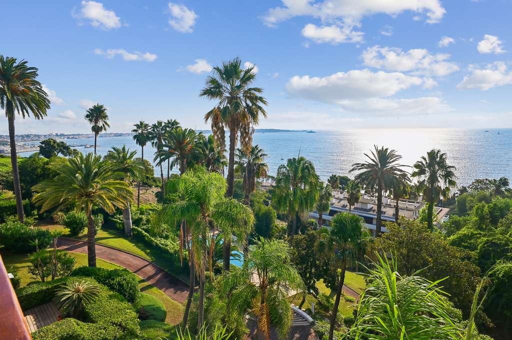 Appartement 3 pièces 81 m² · à Vallauris · 81,4 m² · 1 490 000 €