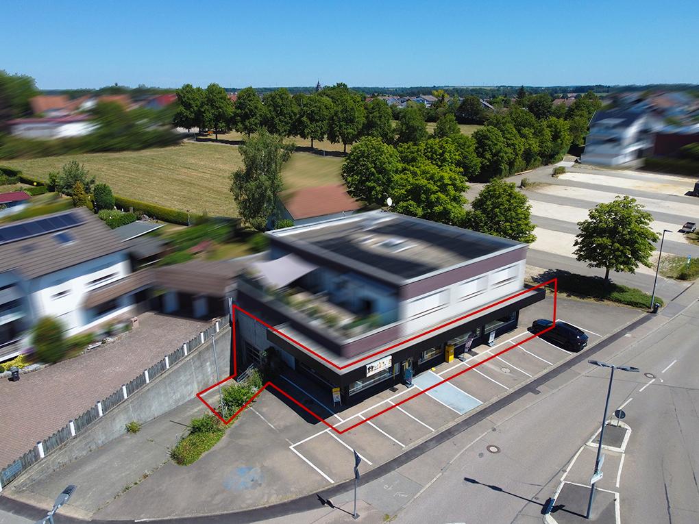 Attraktives Anlageobjekt mit gesicherter Mieteinnahme, zusätzlichem Vermietungspotenzial und moderner Wohnung