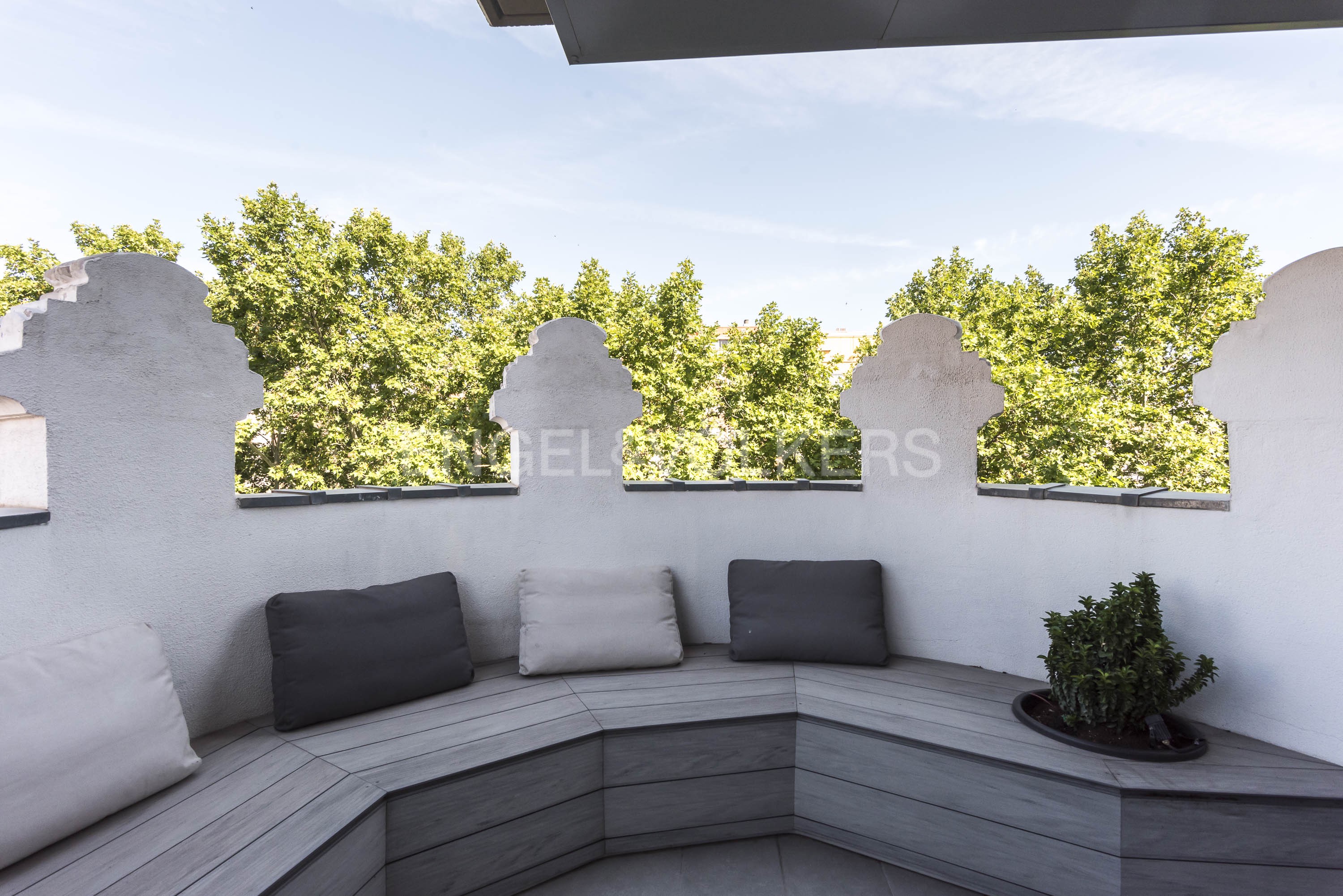 Exclusive 3-bedroom, 2-bath duplex in a modern building