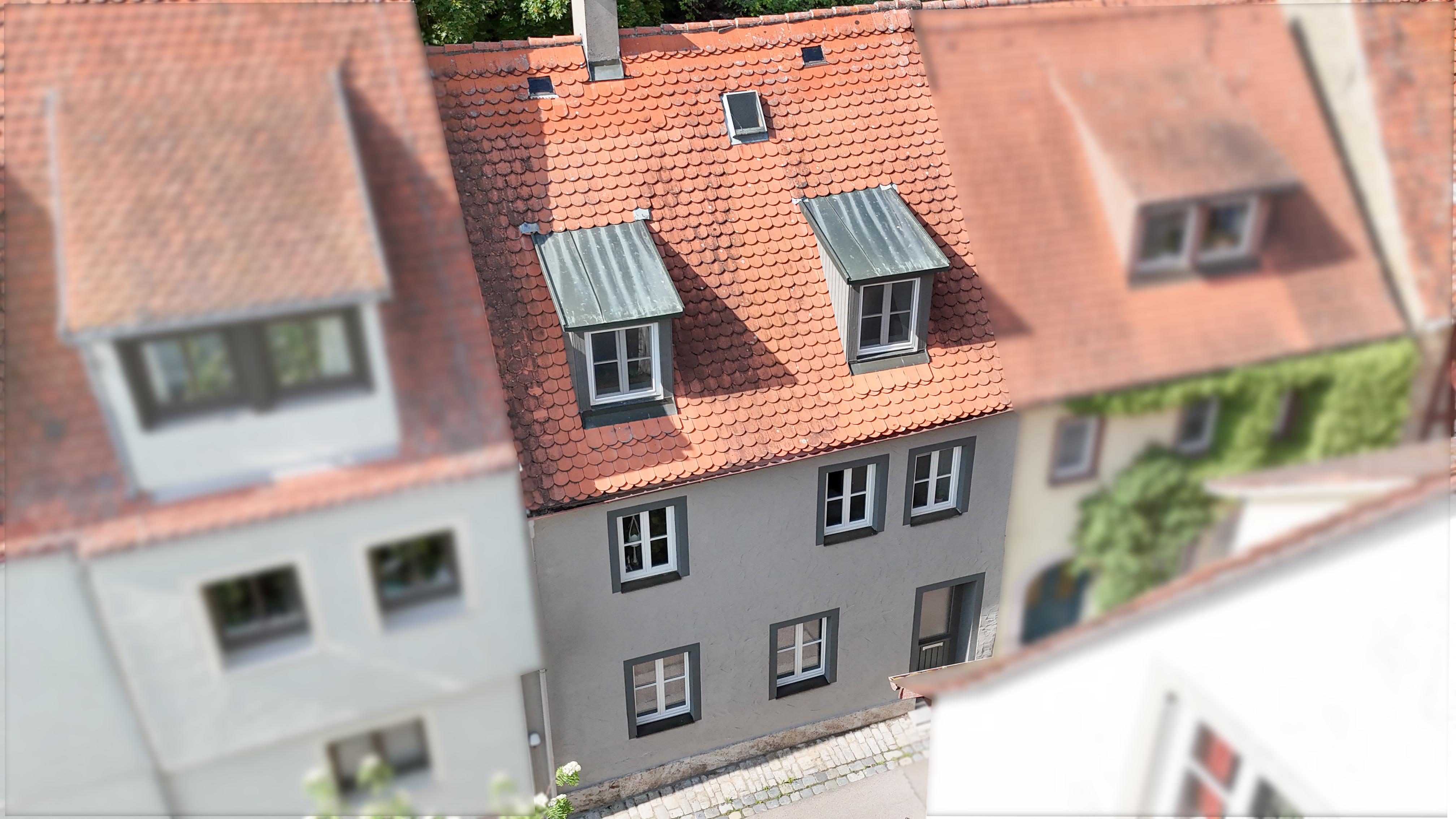 Historisches Altstadthaus mit Einliegerwohnung und Innenhof im Herzen von Rothenburg ob der Tauber!
