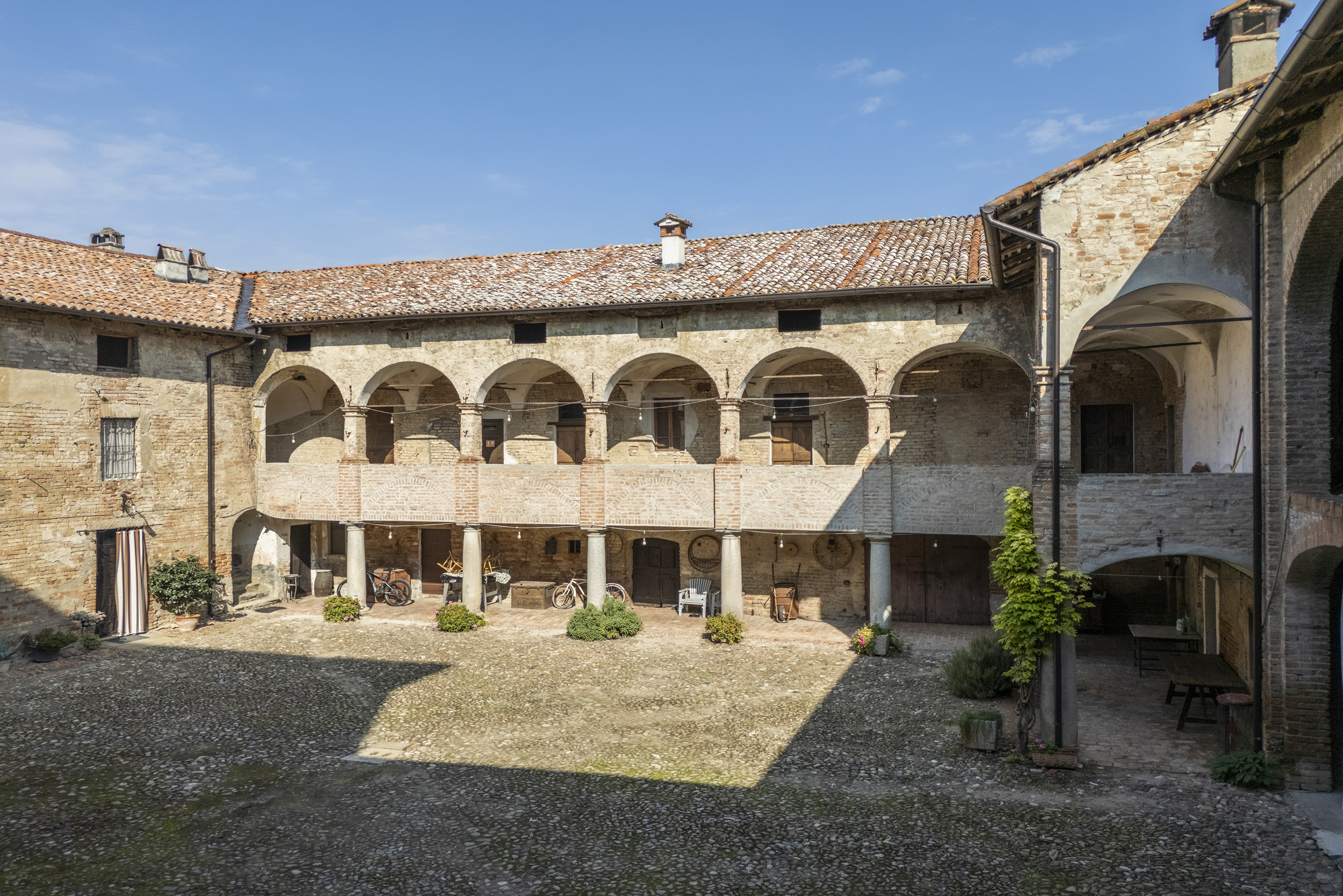Historic residence in the Piacenza countryside