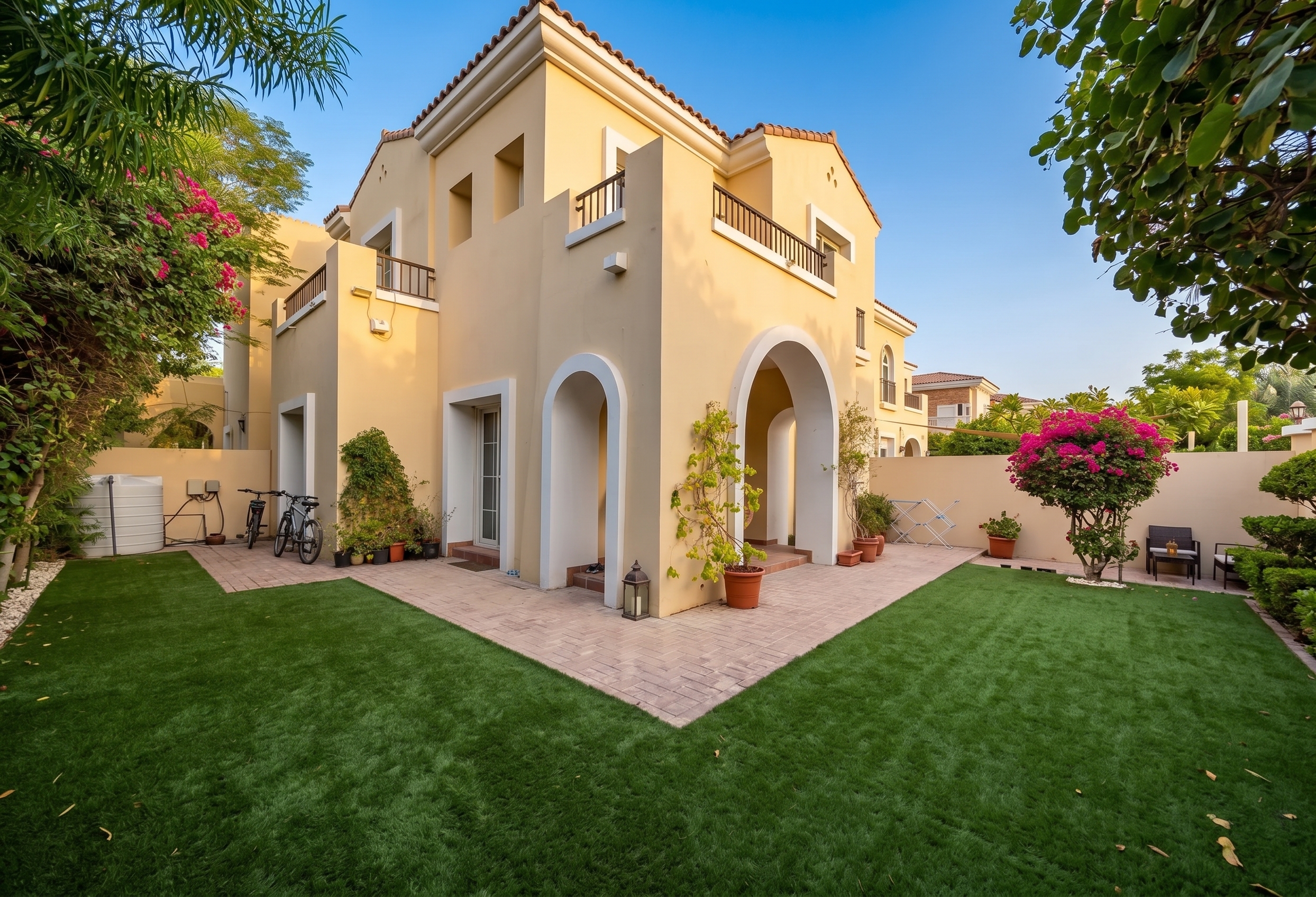 Pristine | Family | Open Plan | Vacant