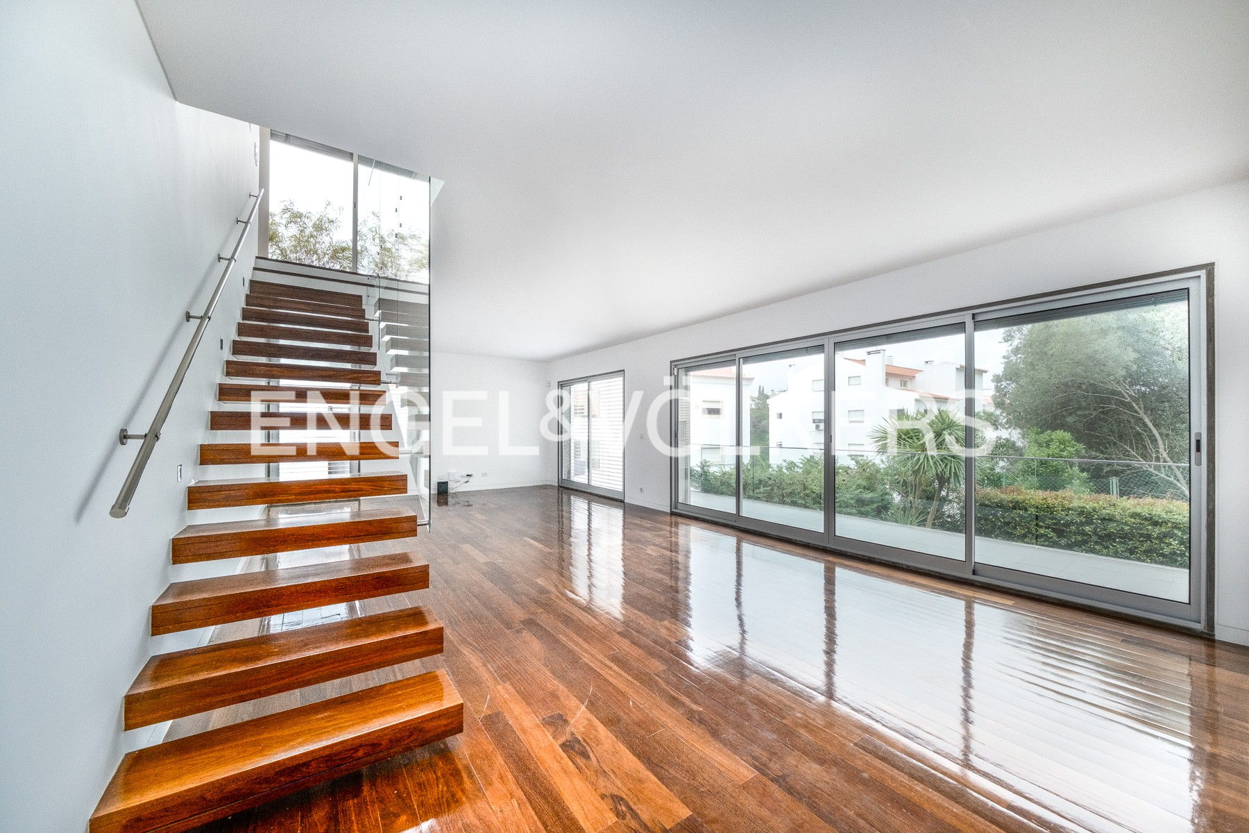 Exclusive Duplex Signed by Humberto Conde