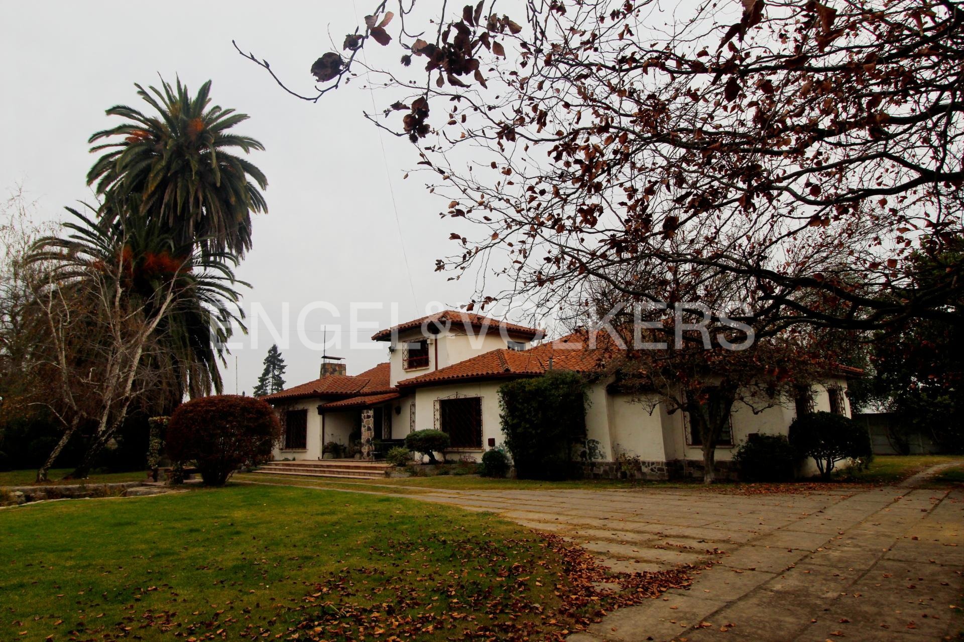 Hermosa Casa Estilo Provenzal