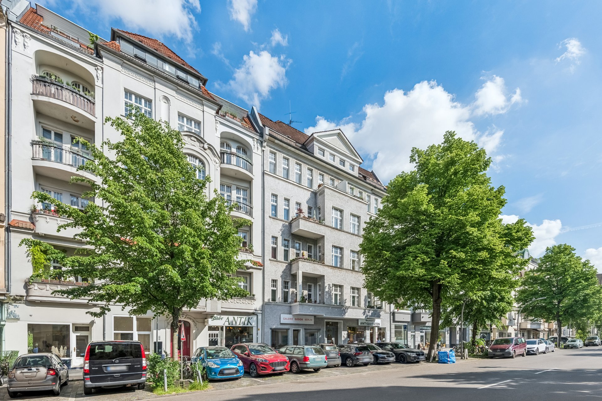 Charmante Altbauwohnung mit Balkon nahe Lietzensee in Charlottenburg