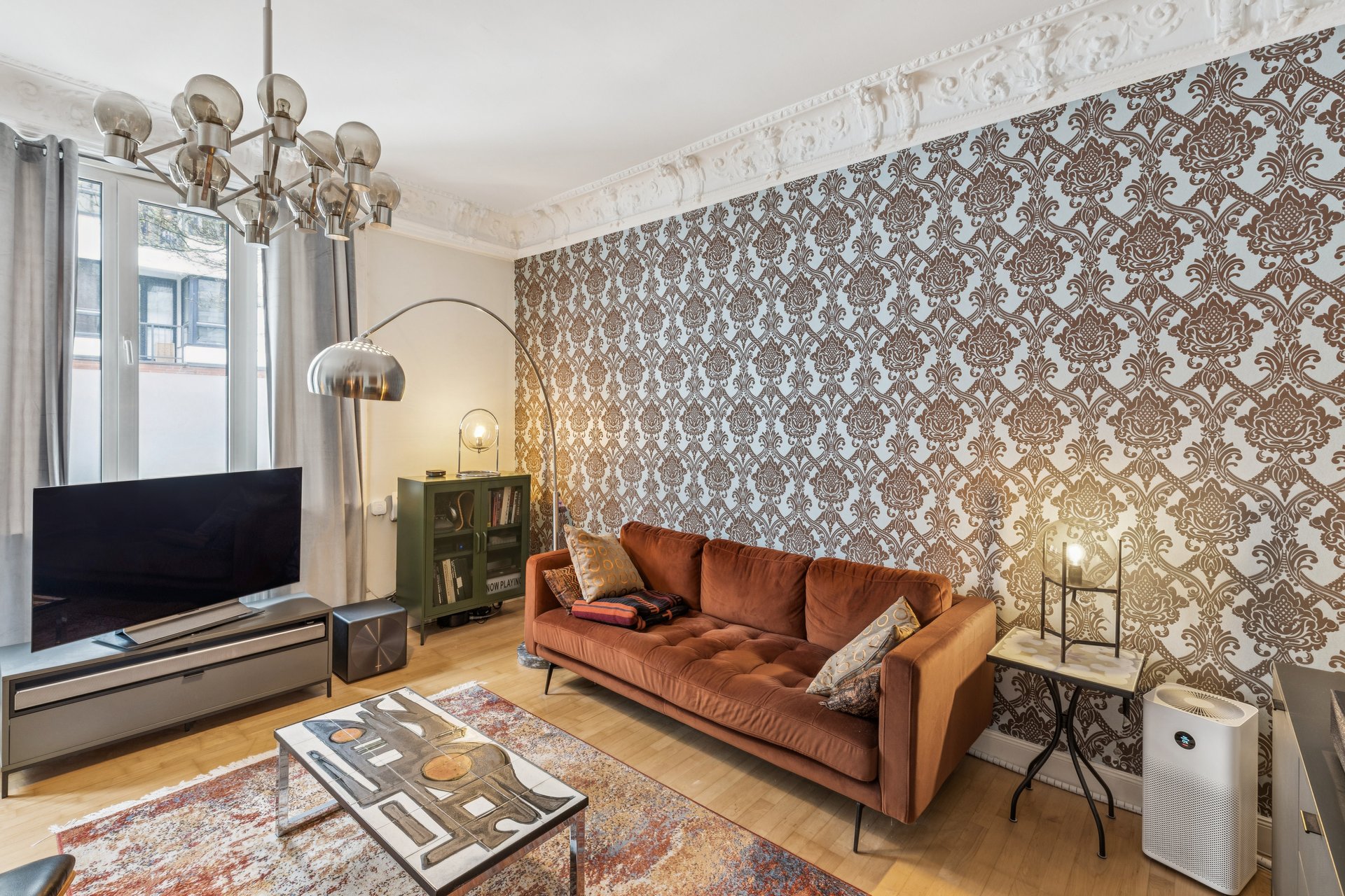Zwei Zimmer, drei Möglichkeiten – Altbau mit eigenem Untergeschoss.