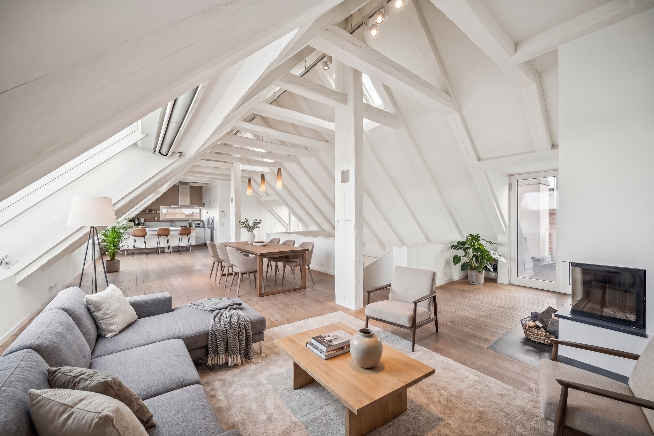 View of St. Stephen’s Cathedral – Top-floor maisonette in a prime location