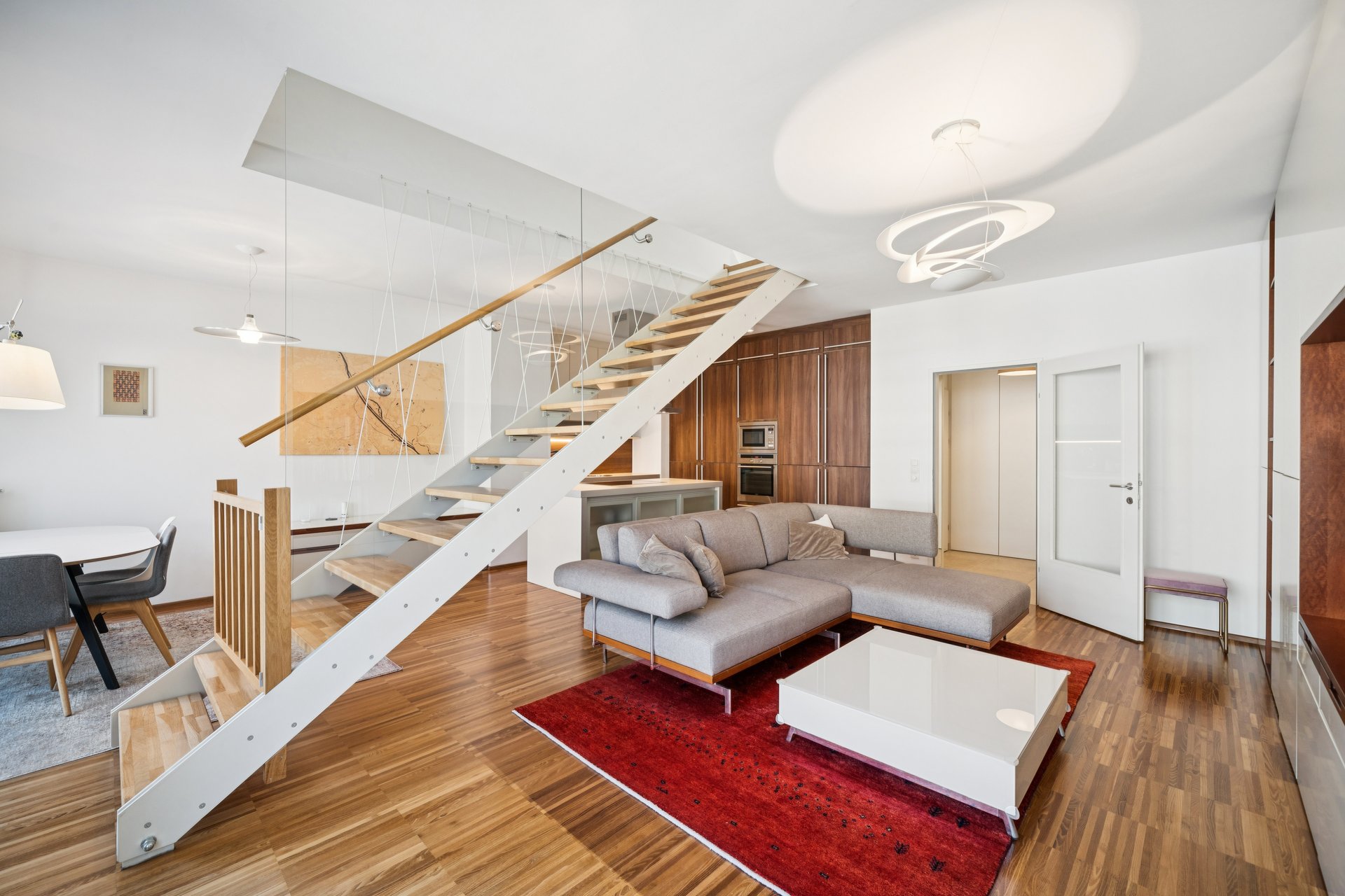 Prime Location in Vienna's 2nd District: Modern 2-Room Maisonette with Roof Terrace