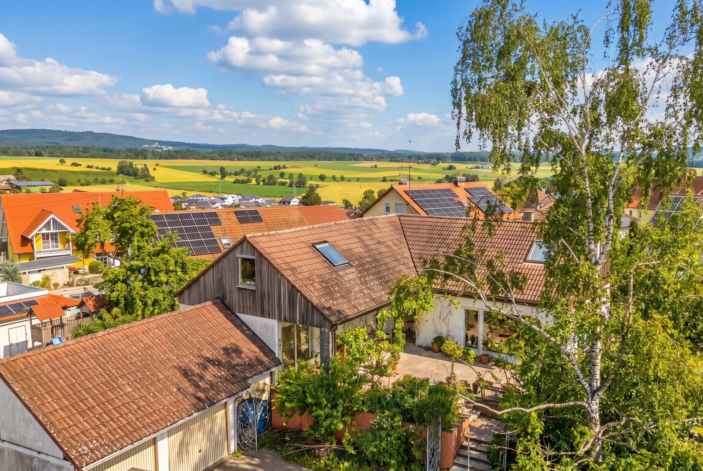 Familienhaus mit Einliegerwohnung-ein Zuhause mit Herz und Potenzial