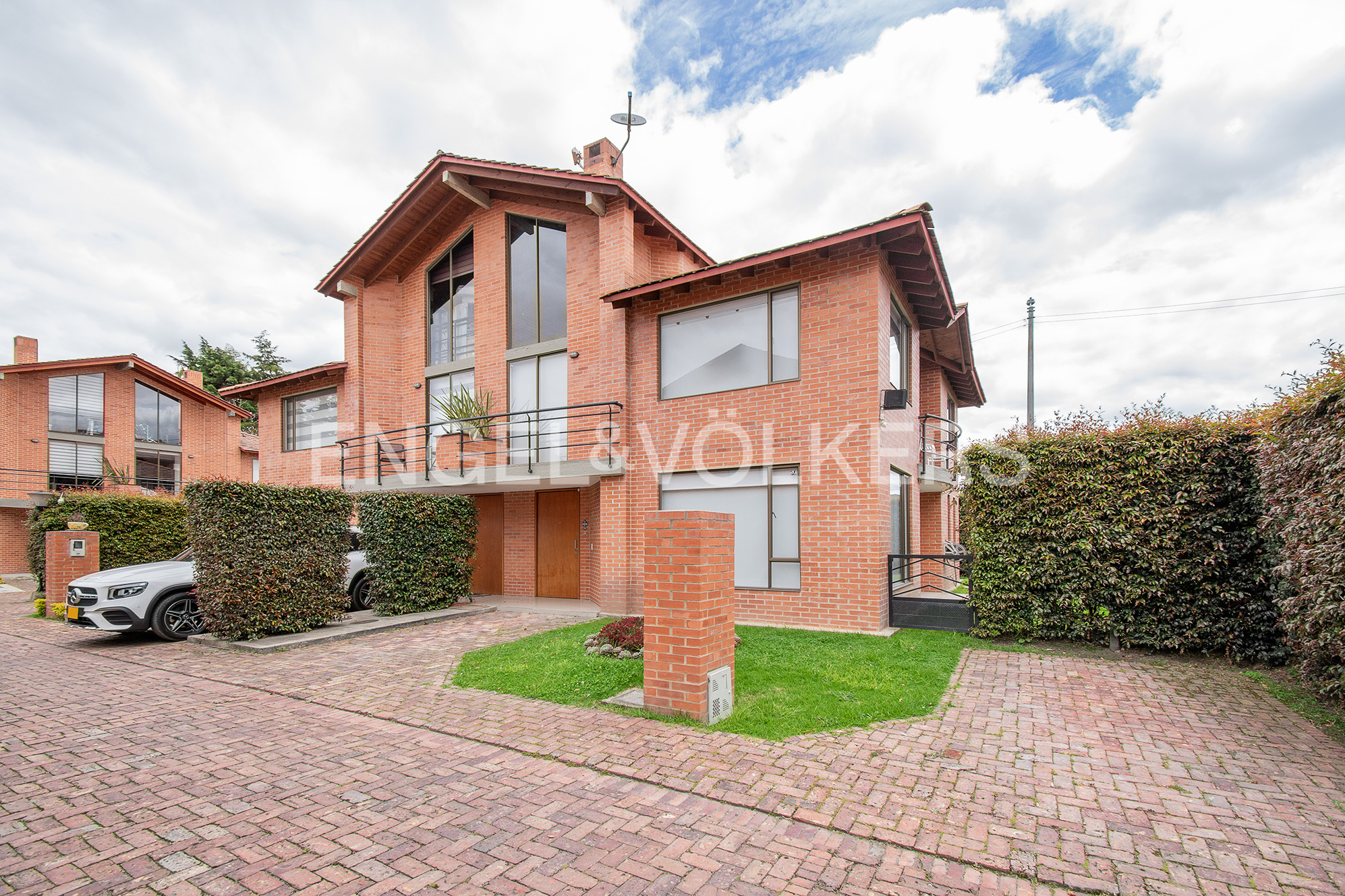 Casa en conjunto cerrado para arriendo en Chía