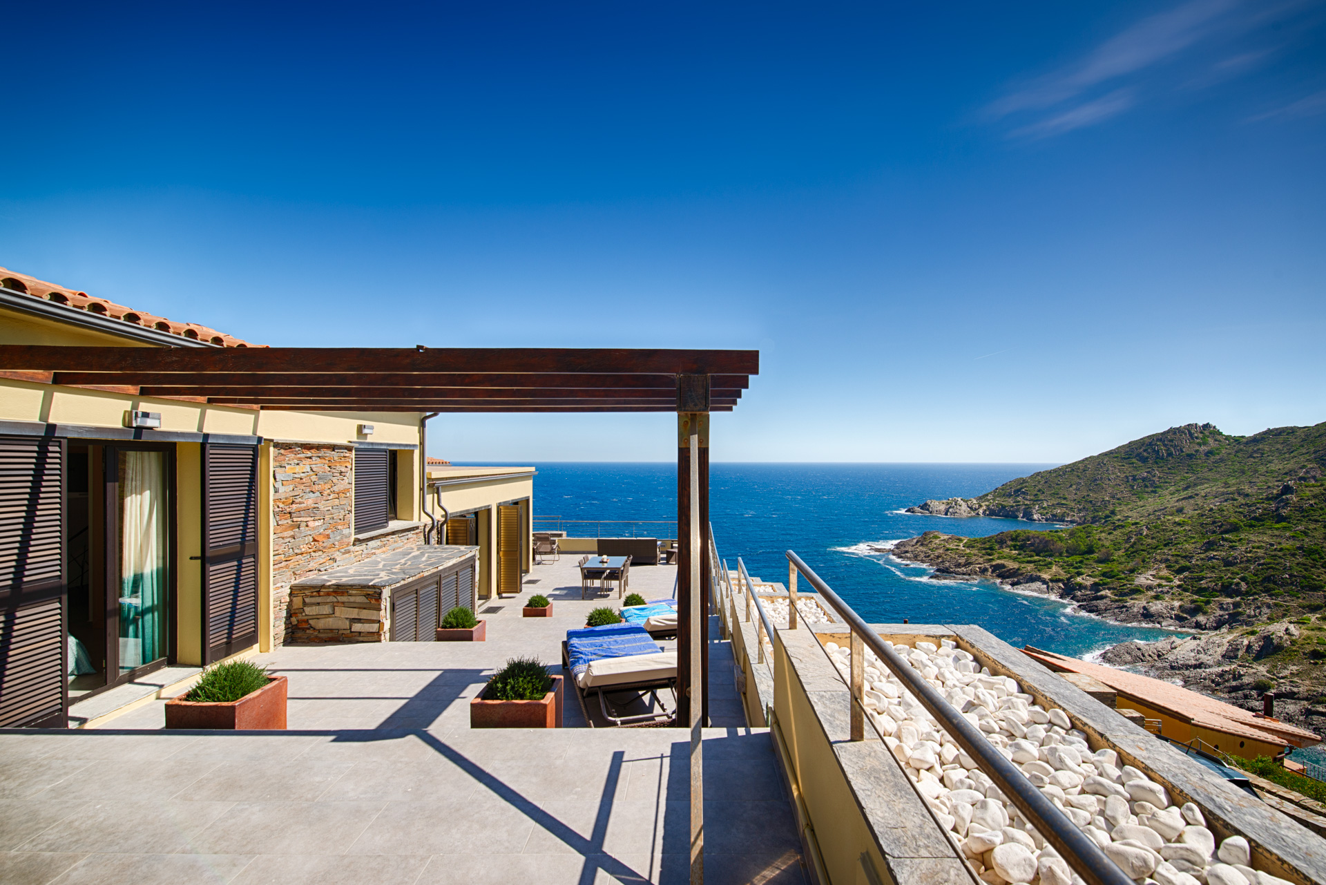 Villa de lujo con vistas panorámicas al mar en Tamariua, El Port de la Selva – Costa Brava