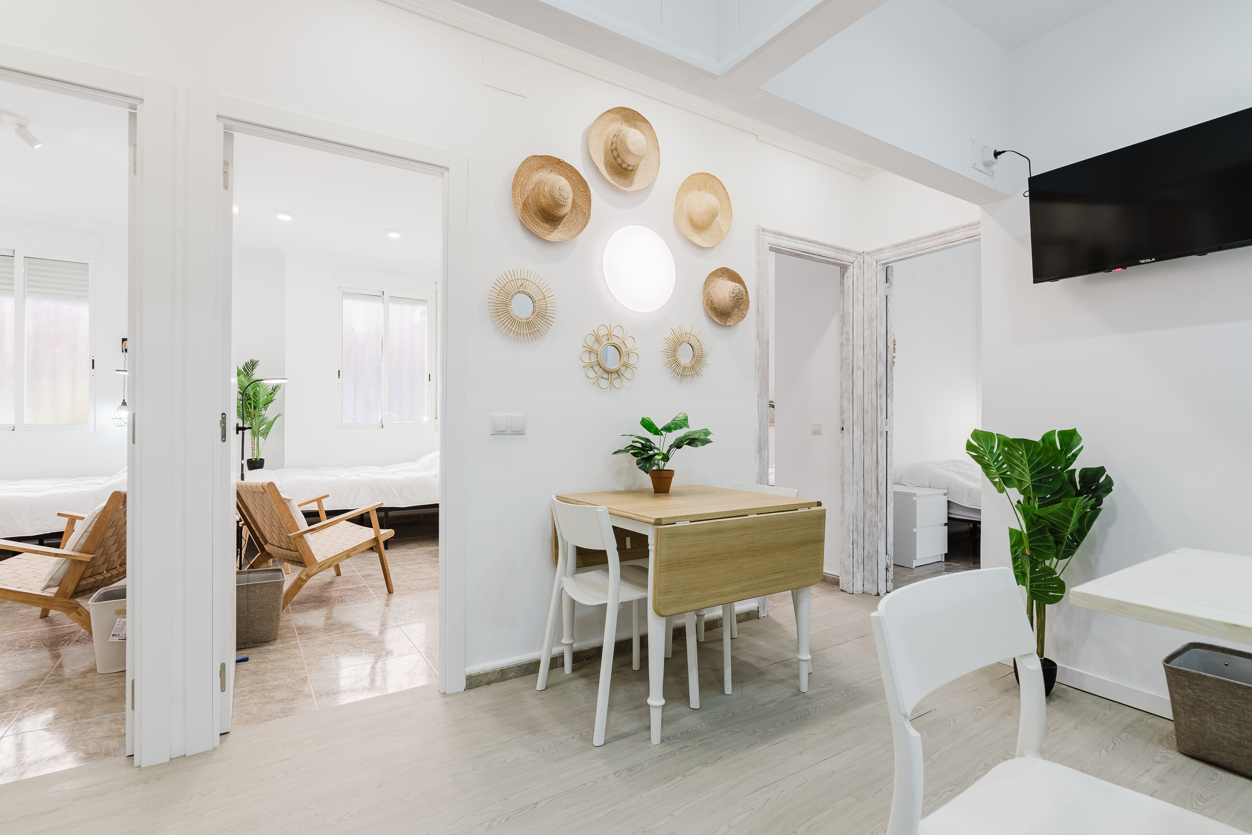 Piso de 4 Habitaciones en Calle de la Industria – Valencia. ENTRADA JULIO