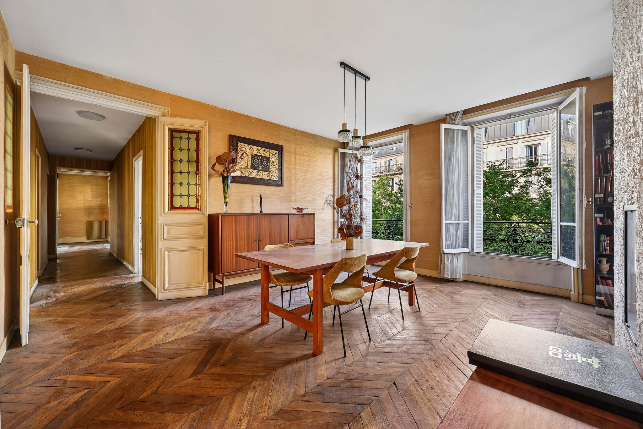 Paris 10th - Boulevard Magenta - 161 m² family apartment