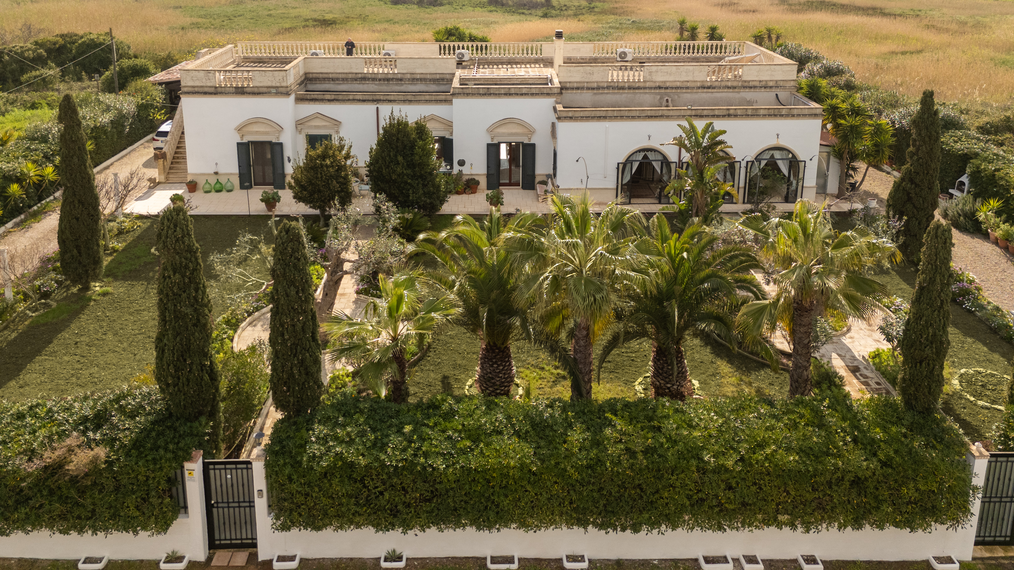 Renovated mediterranean villa 150 meters from the sea