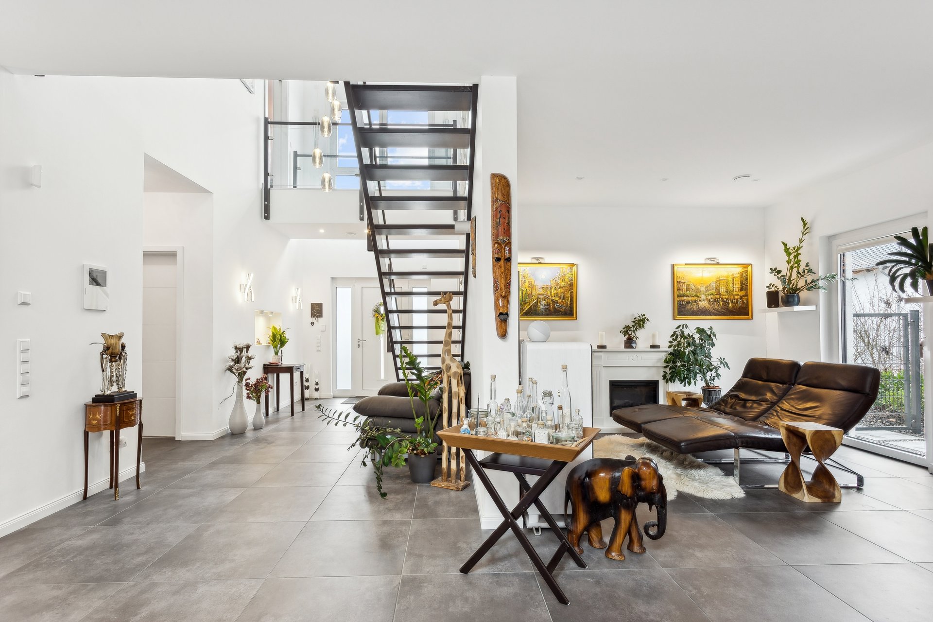 Design meets high-tech—living above the rooftops of Herdringen