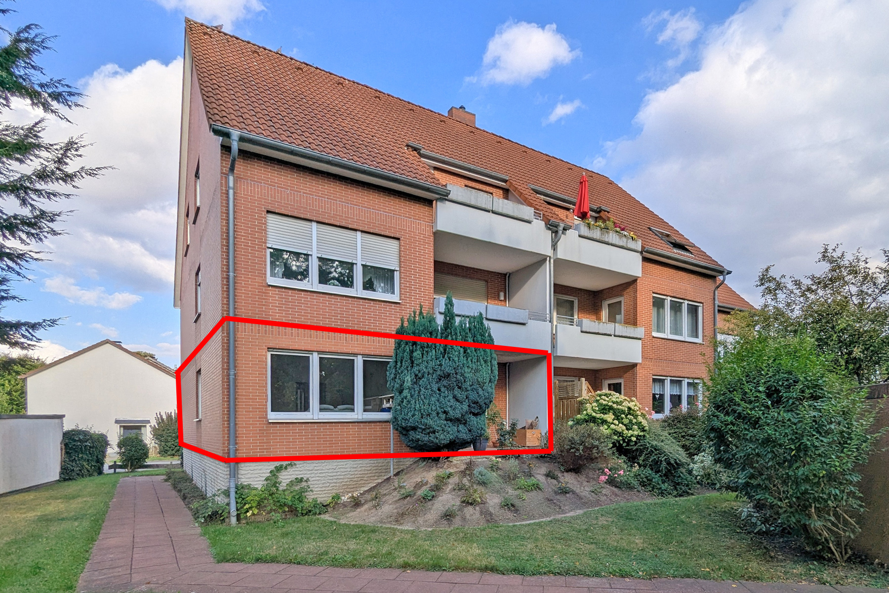 Zentral und ruhig wohnen: Eigentumswohnung mit Terrasse und viel Potenzial