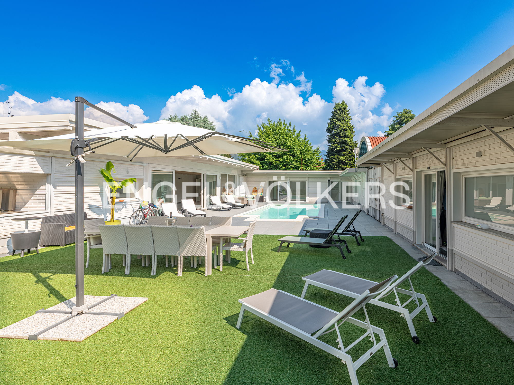 Elegante Immobilie im Herzen des Städtchens Oggiono