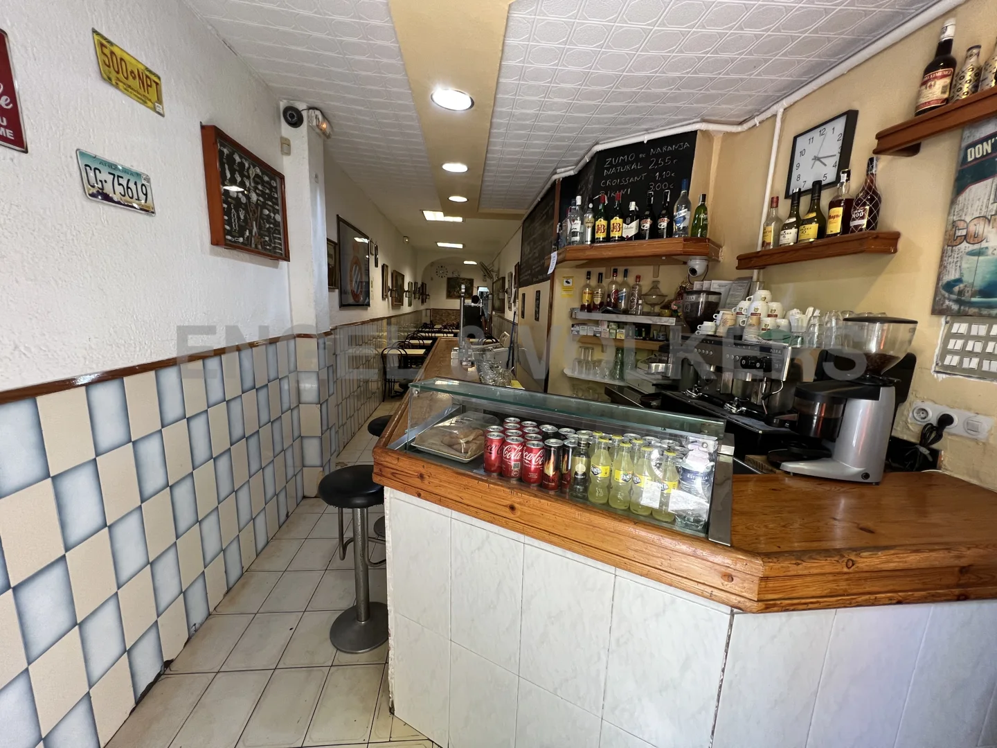 Pequeño restaurante a reformar muy cerca de Plaza Espanya