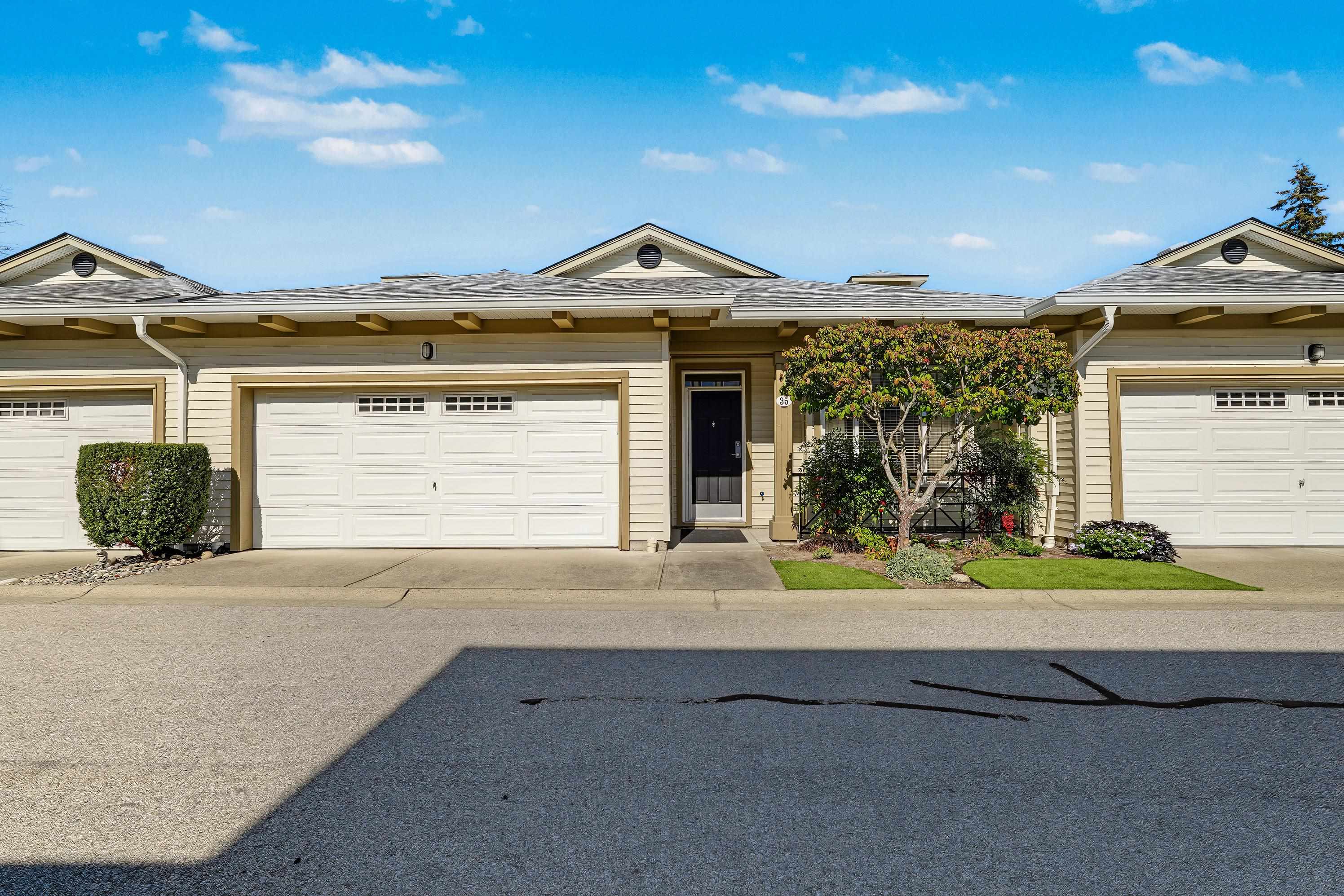 Mountain Views, Private Oasis, 55+ Community at Gillis Walk