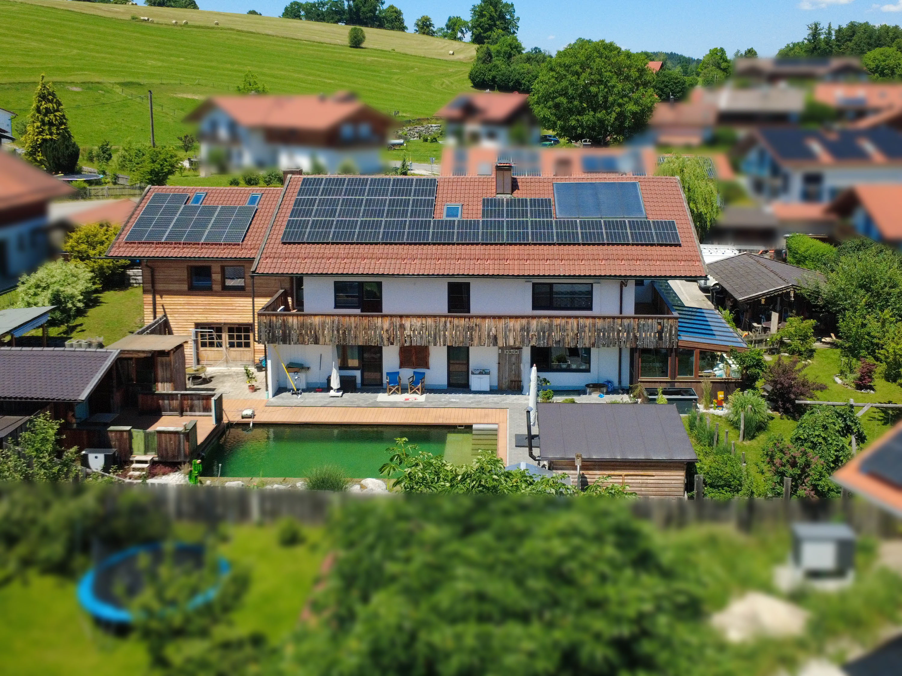 Komfortables Mehrgenerationenhaus mit 3 Wohneinheiten, Naturpool, Saunahaus - Teilung und Einzelverkauf möglich