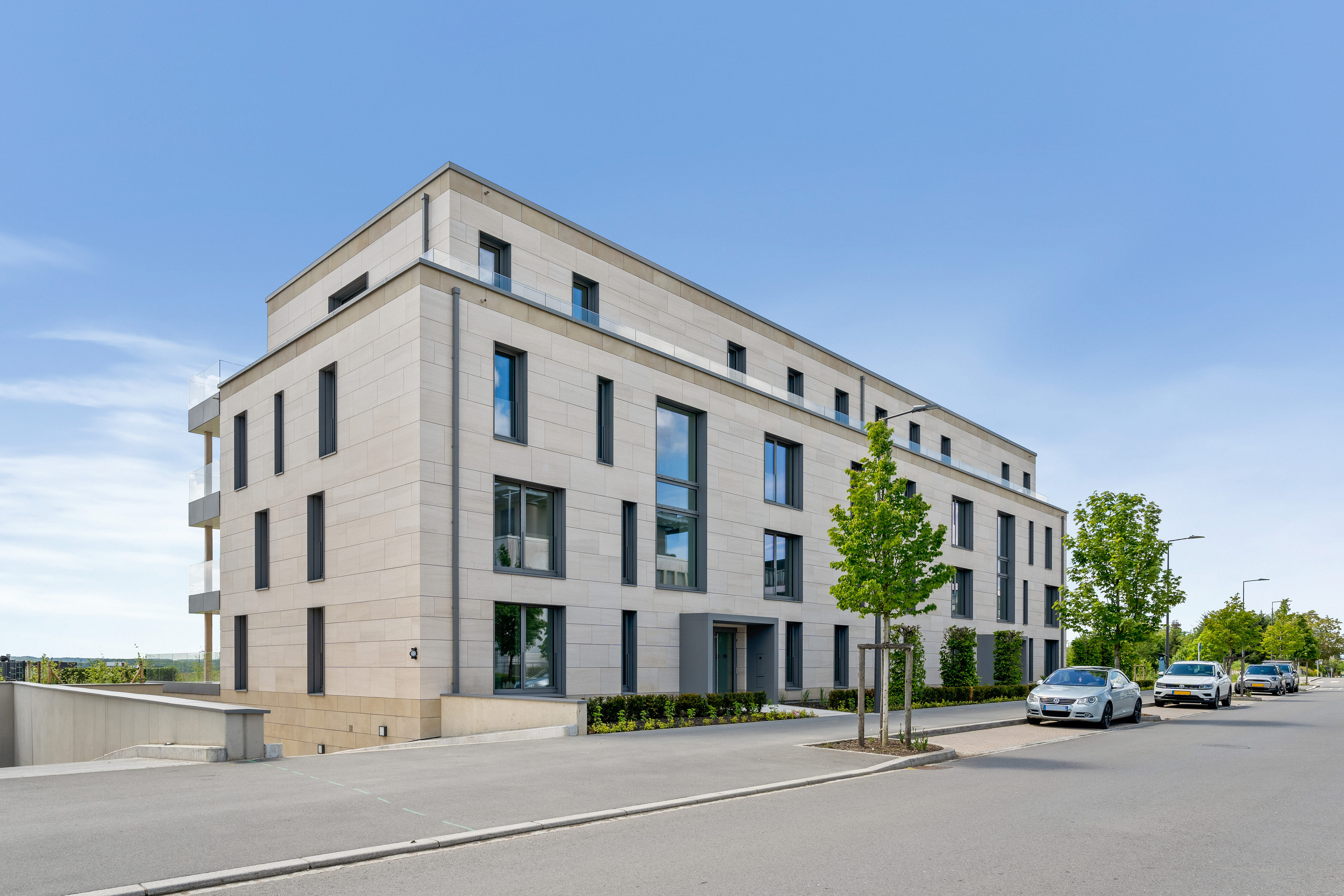 Très bel appartement trois chambres avec grande terrasse