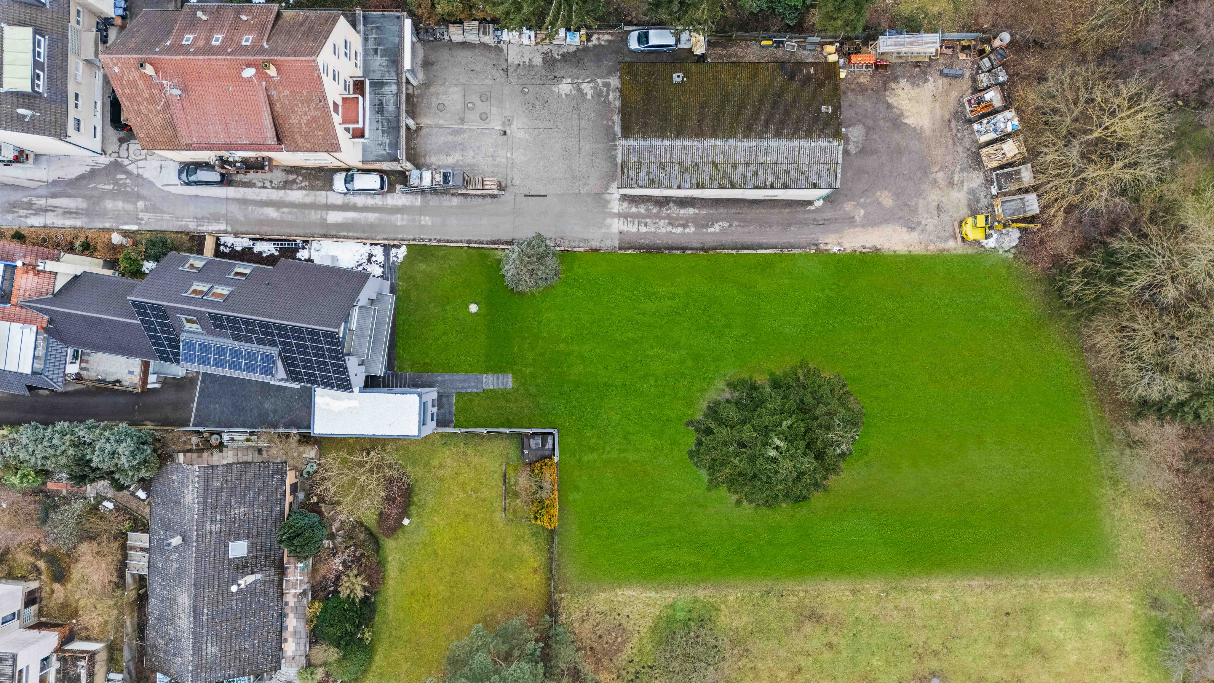 2.330 m² Traumgrundstück mit vollständig saniertem Familienhaus – KfW 40, Wärmepumpe & Smarthome