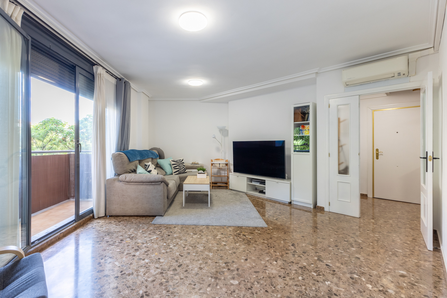 Exclusivo Dúplex de 125 m²: Luz y Amplitud en el corazón de San Isidro