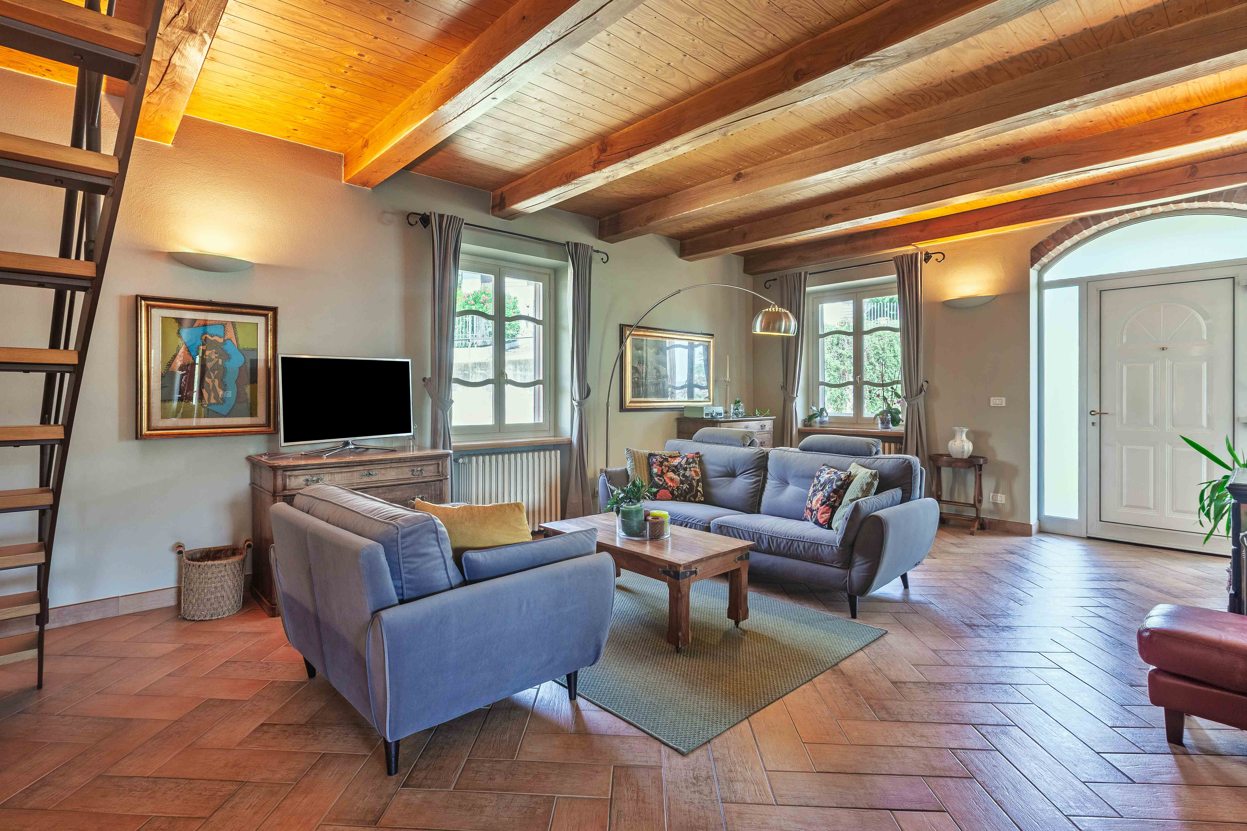 Semi-detached Piedmont farmhouse with private garden