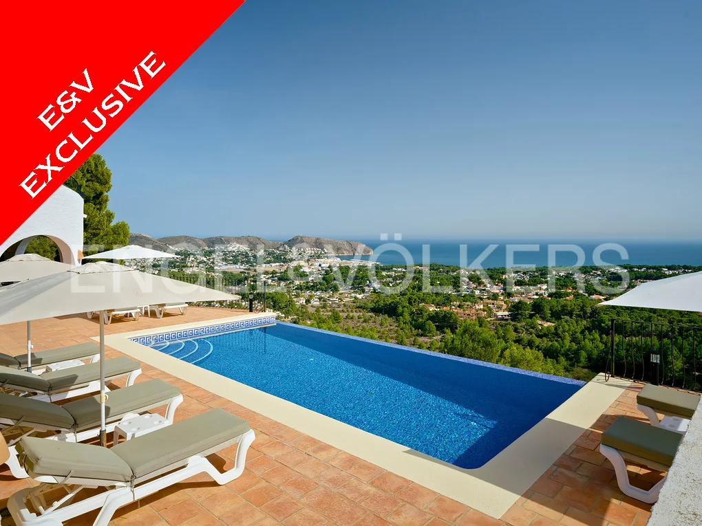 One of a kind                                                                          Villa with breathtaking views in Moraira