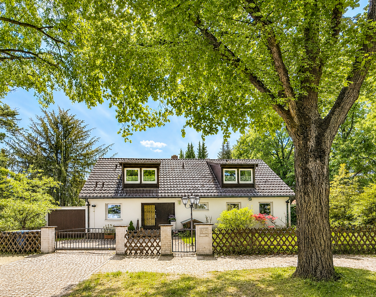 Großzügiges Familiendomizil in Nikolassee mit Vermietungspotenzial